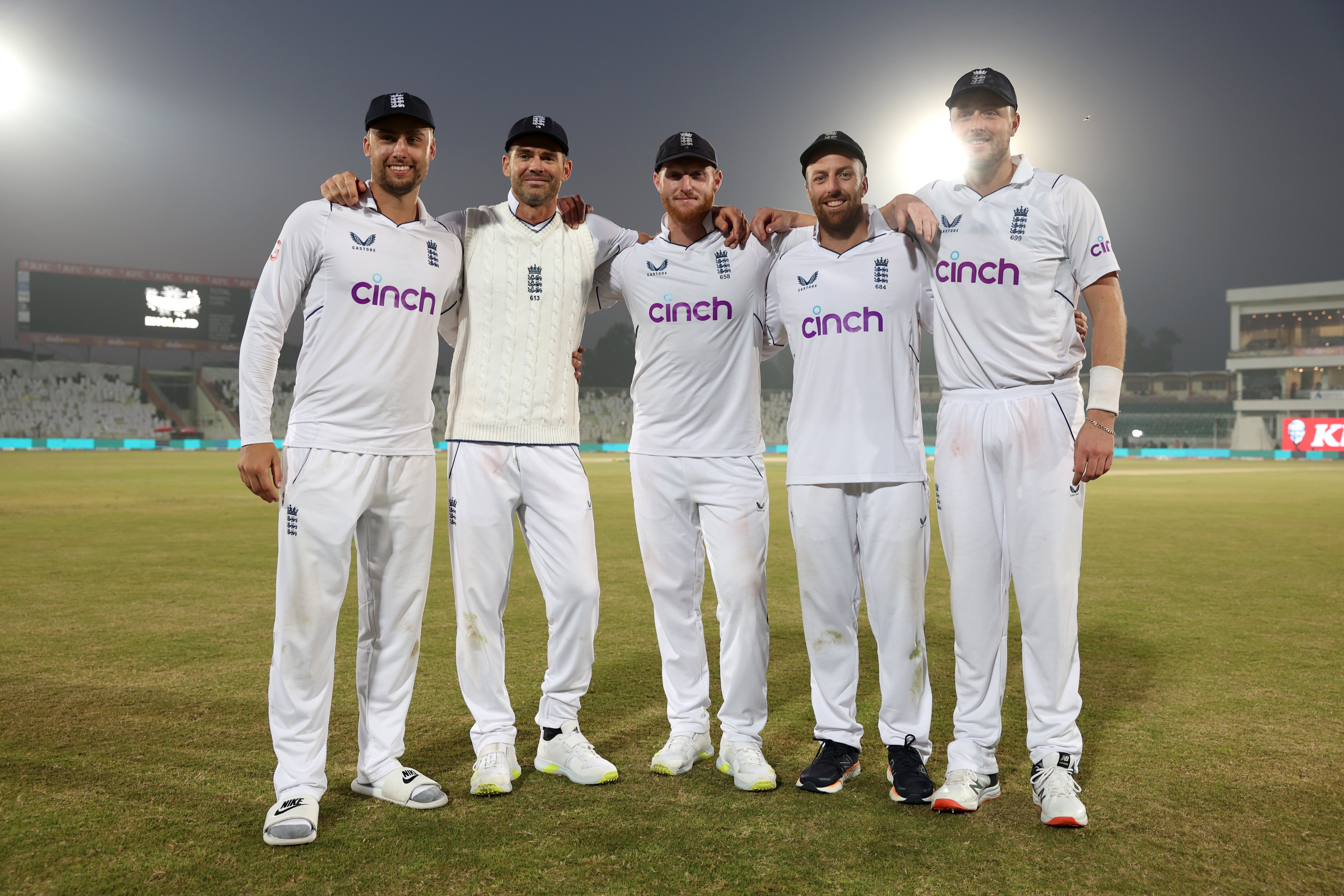 England bowlers Will Jacks, James Anderson, Ben Stokes, Jack Leach and Ollie Robinson after winning the First Test Match