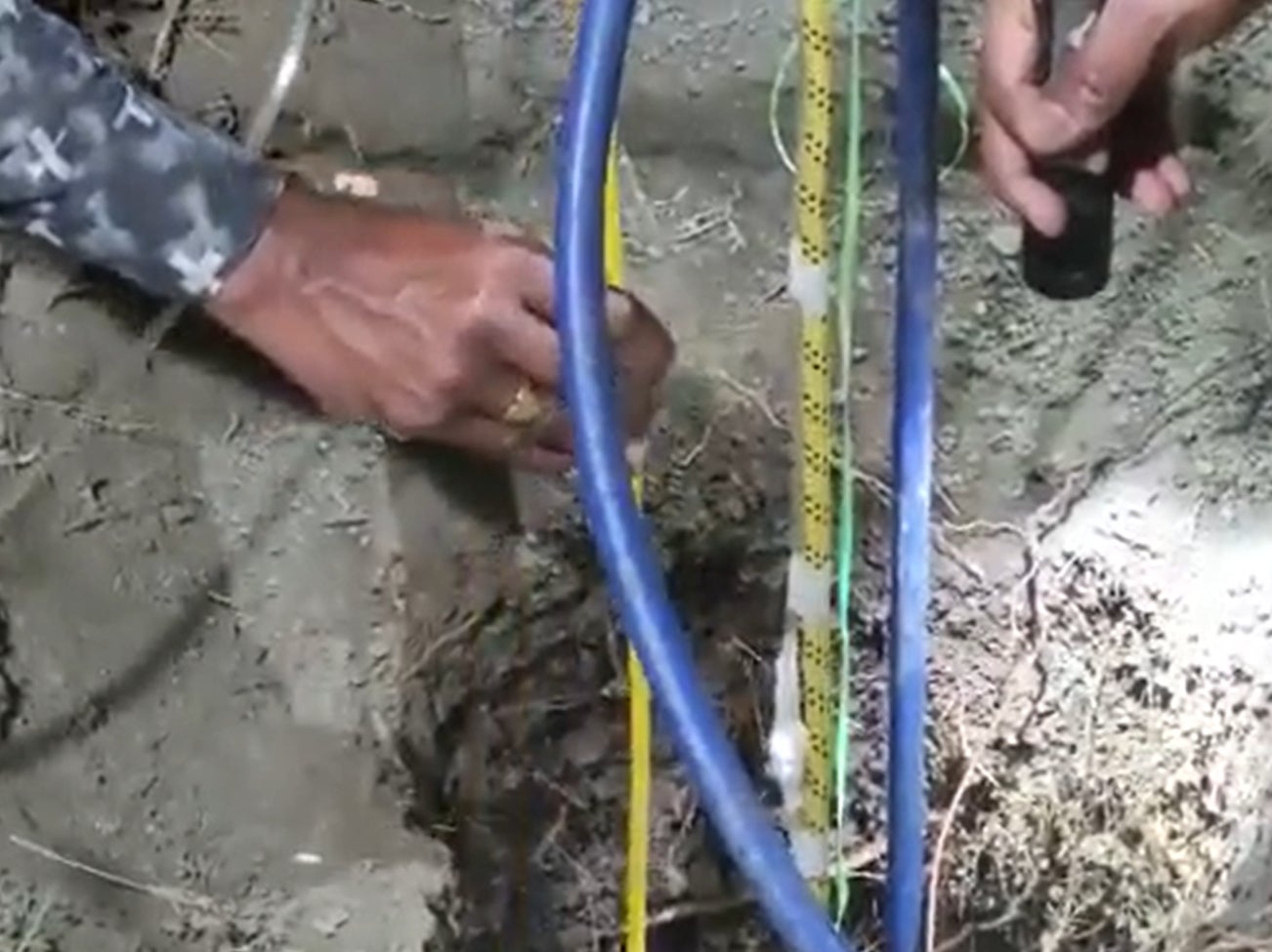 Race to rescue ‘unconscious’ boy trapped in 400ft well in central India