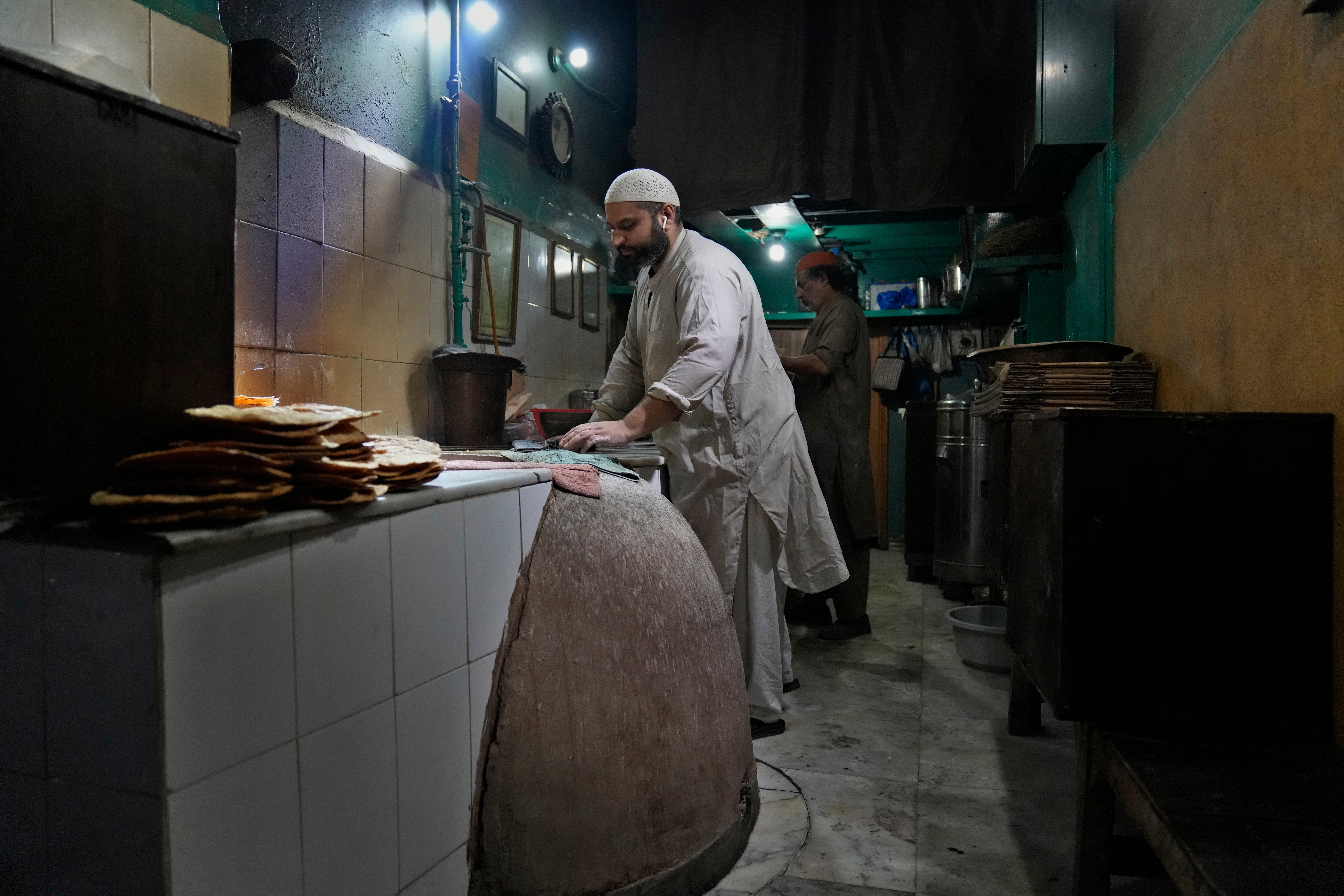 Pakistan Hole In The Wall