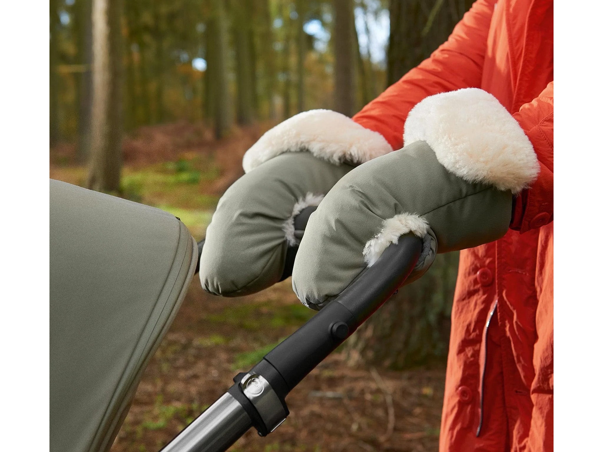 Mamas & Papas ocarro sheepskin hand mitts, everest