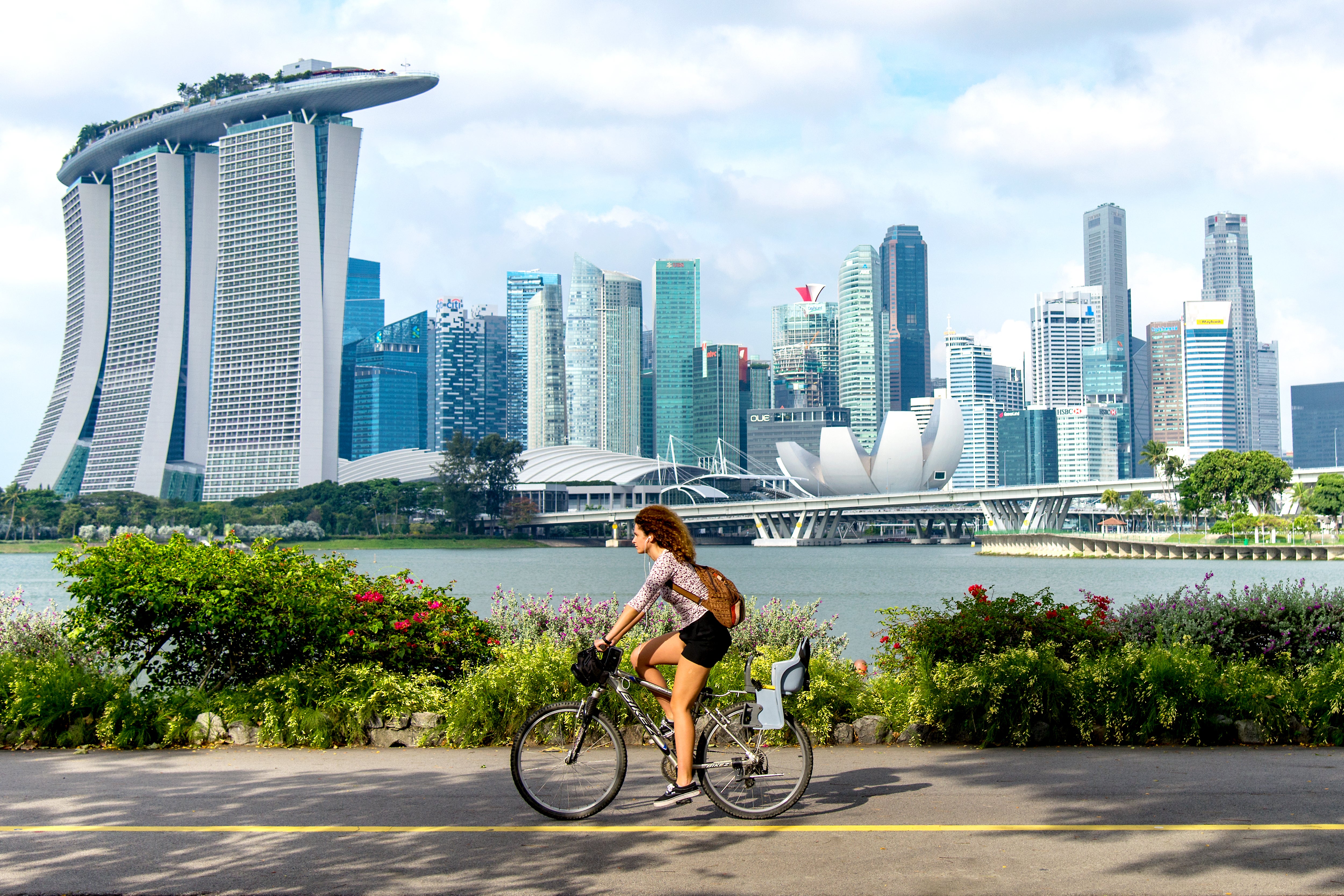 See the sights and boost your health with a bike trip around Singapore