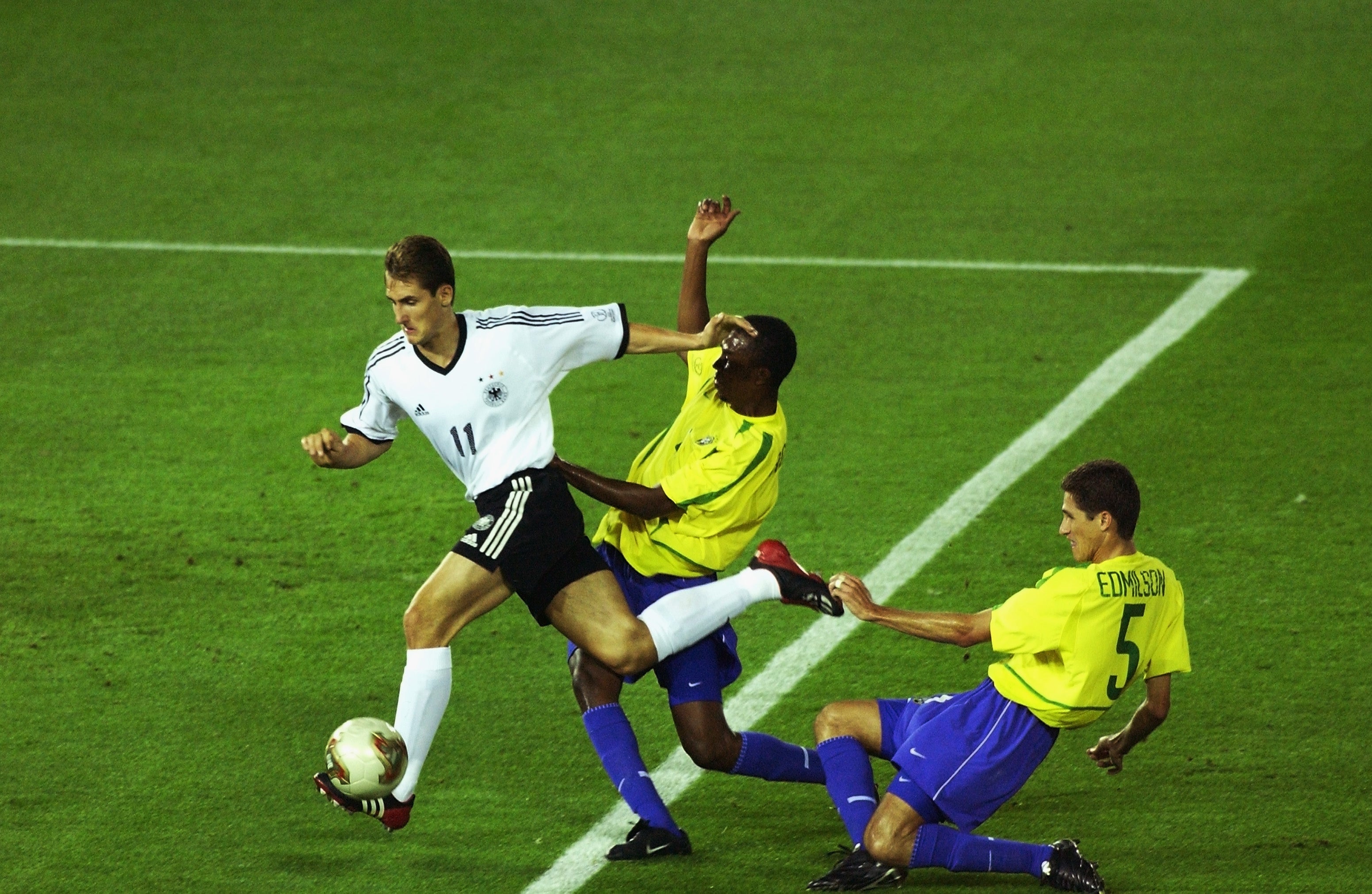 Miroslav Klose attempts to use his left foot