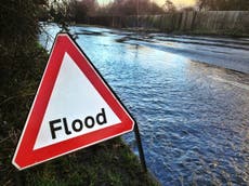 Flood warnings issued as soaring temperatures bring end to cold snap