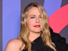 Alicia Silverstone poses nude in new PETA campaign