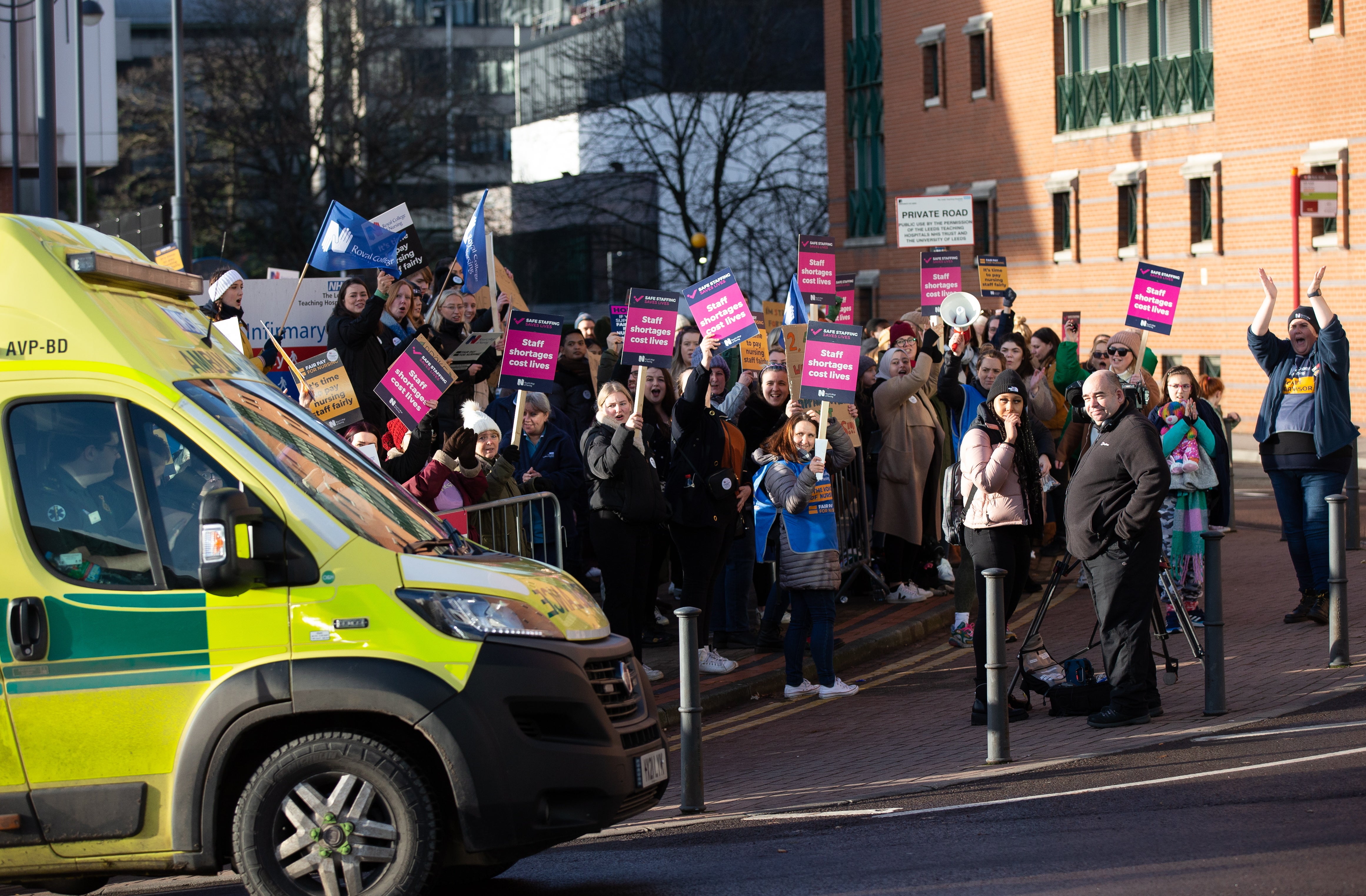 Government’s fault if people die during ambulance strike, says union leader 