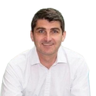 Head shot of  John McGinley