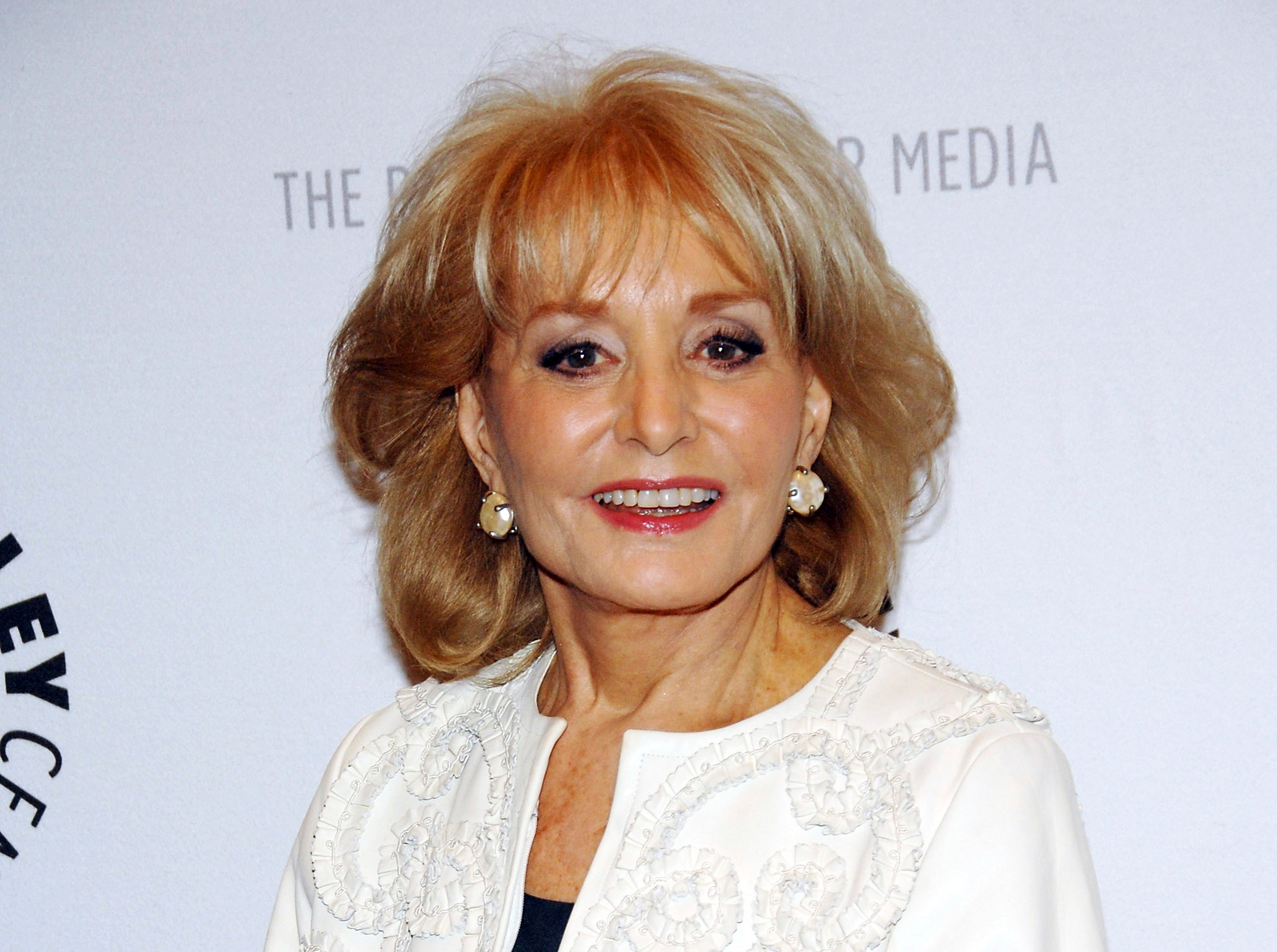 ESP-GEN BARBARA WALTERS-DECESO