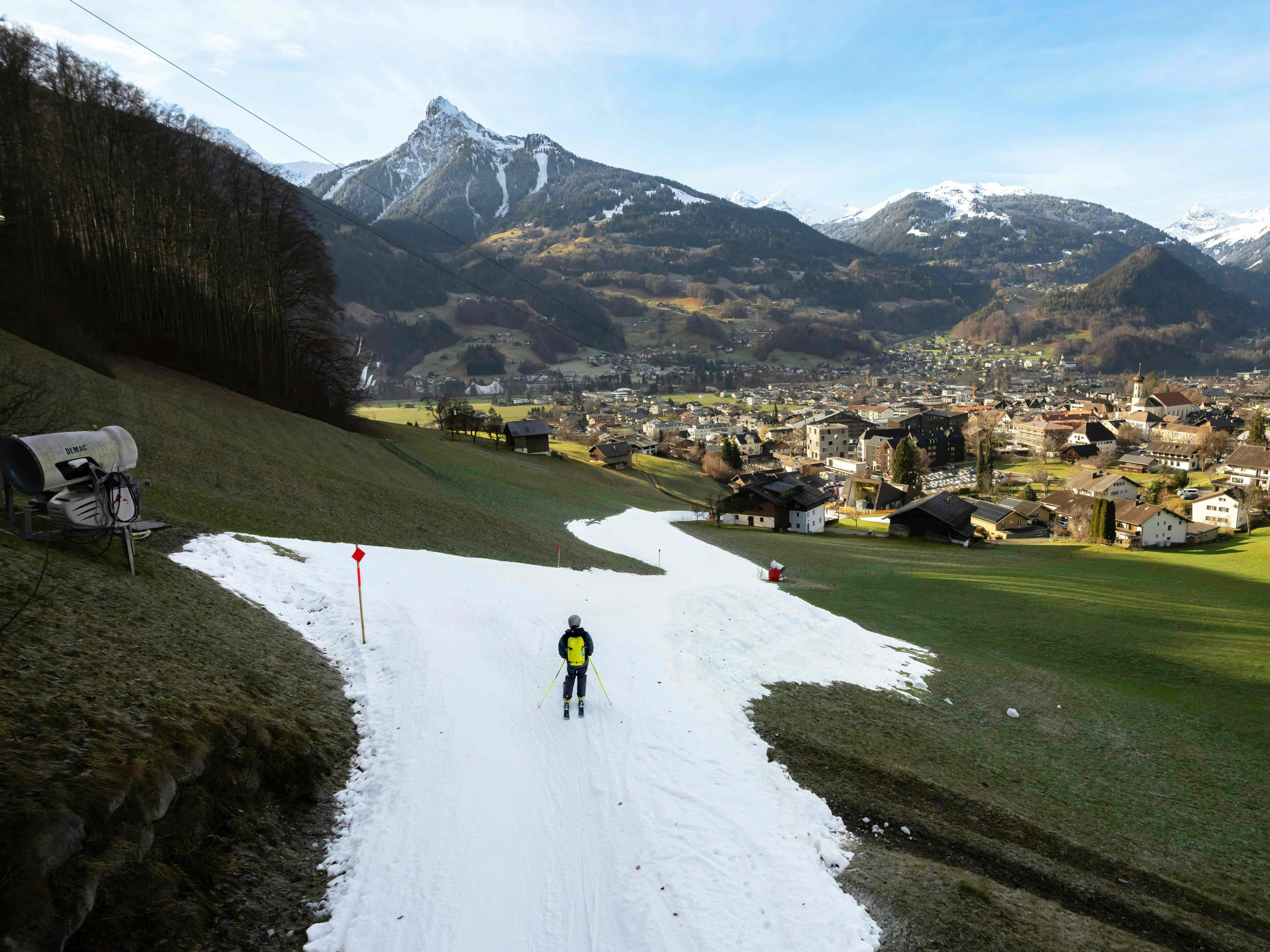 Alpine resorts are struggling with lack of snow