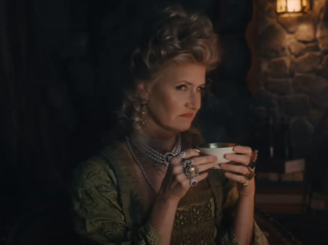 Laura Dern in Taylor Swift’s music video for ‘Bejeweled'