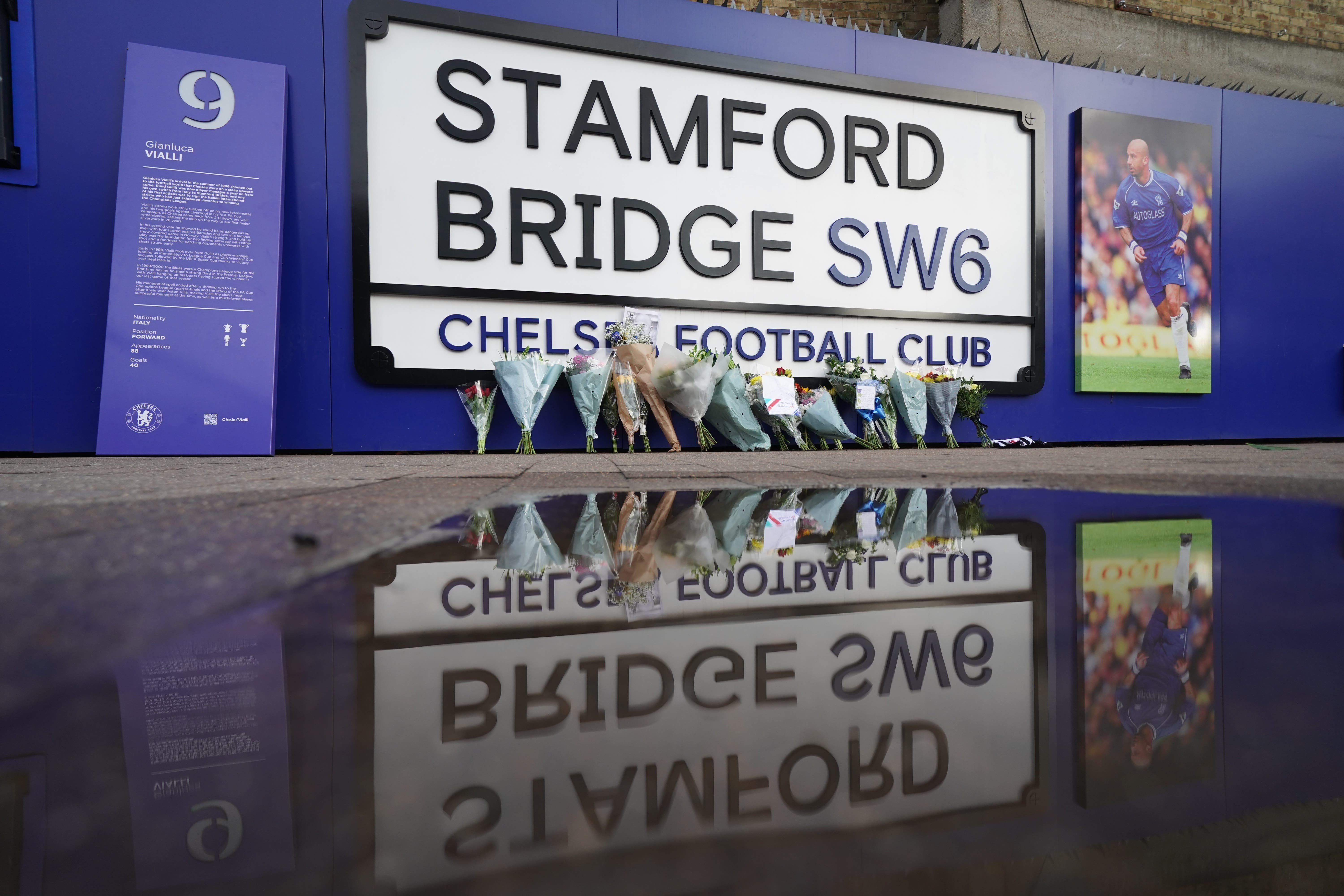 Flowers and tributes for Gianluca Vialli at Chelsea’s Stamford Bridge ground, London, following the announcement of the death of the former Italy, Juventus and Chelsea striker who has died aged 58 following a lengthy battle with pancreatic cancer. Picture date: Friday January 6, 2023.