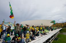 Bolsonaro supporters invade presidential palace in Brazil 