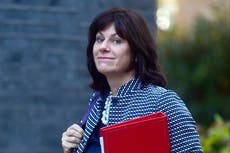 Tory former minister quits party and praises Keir Starmer’s Labour