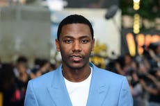 Jerrod Carmichael kicks off 2023 Golden Globes by addressing past controversy