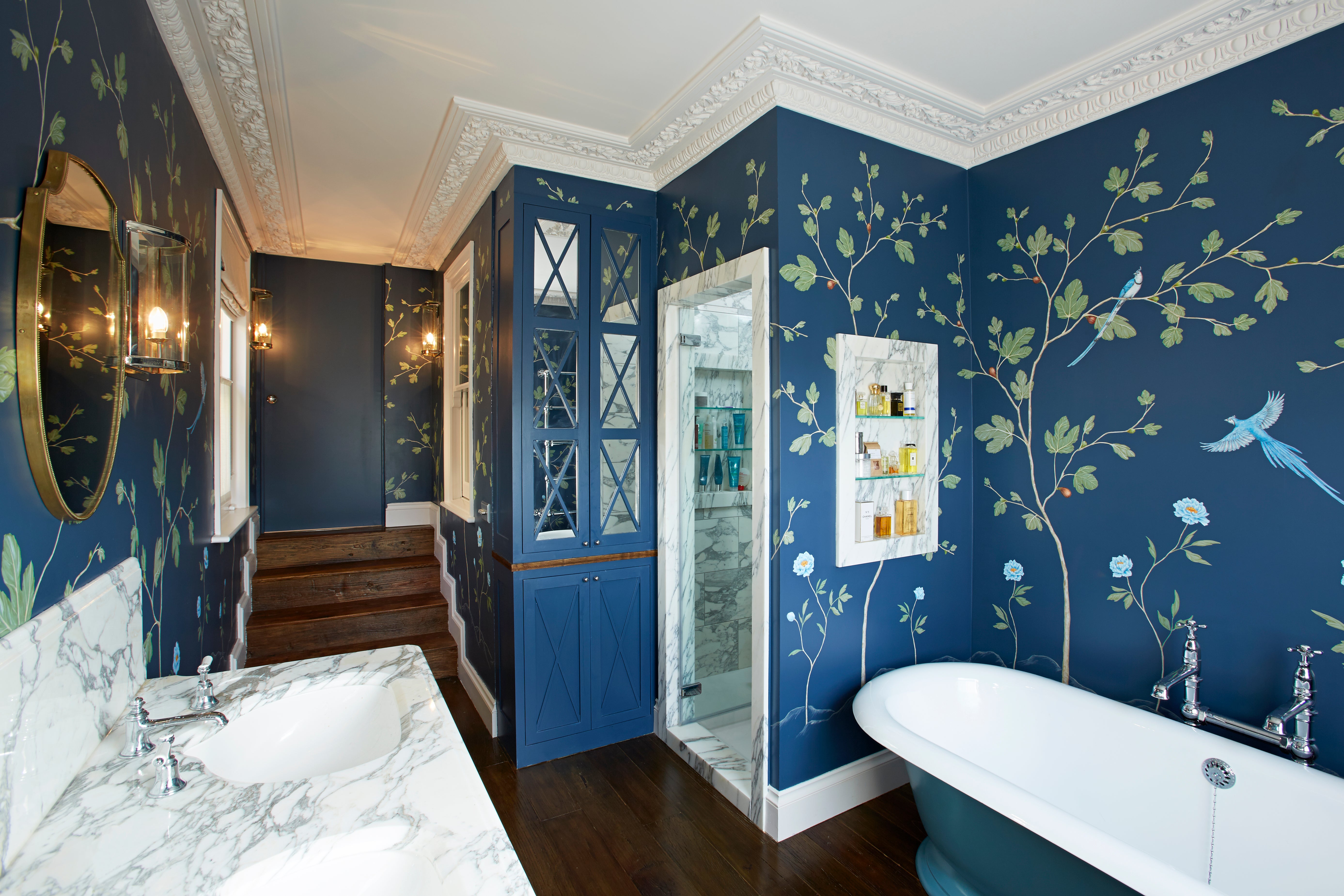 Naomi Astley Clarke likes to incorporate hand-painted walls into her designs