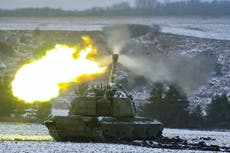 Ukraine news – live: Putin’s forces claim control of key town Soledar as Kyiv says troops holding on