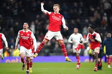 Arsenal blitz slow-starting Tottenham to win north London derby and extend lead at the top