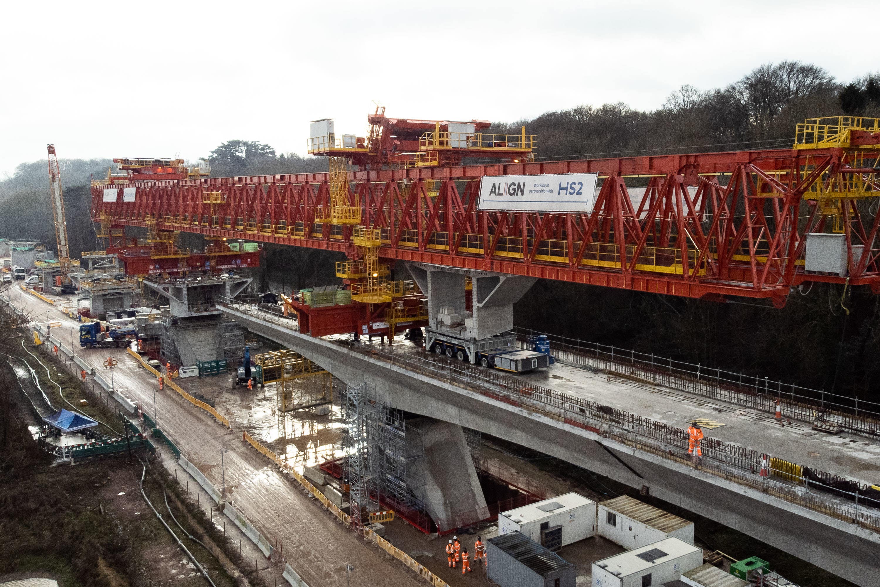 HS2 minister Huw Merriman hailed the ‘extraordinary feat of engineering and architecture’ as he inspected construction of what will be the UK’s longest railway bridge (Aaron Chown/PA)