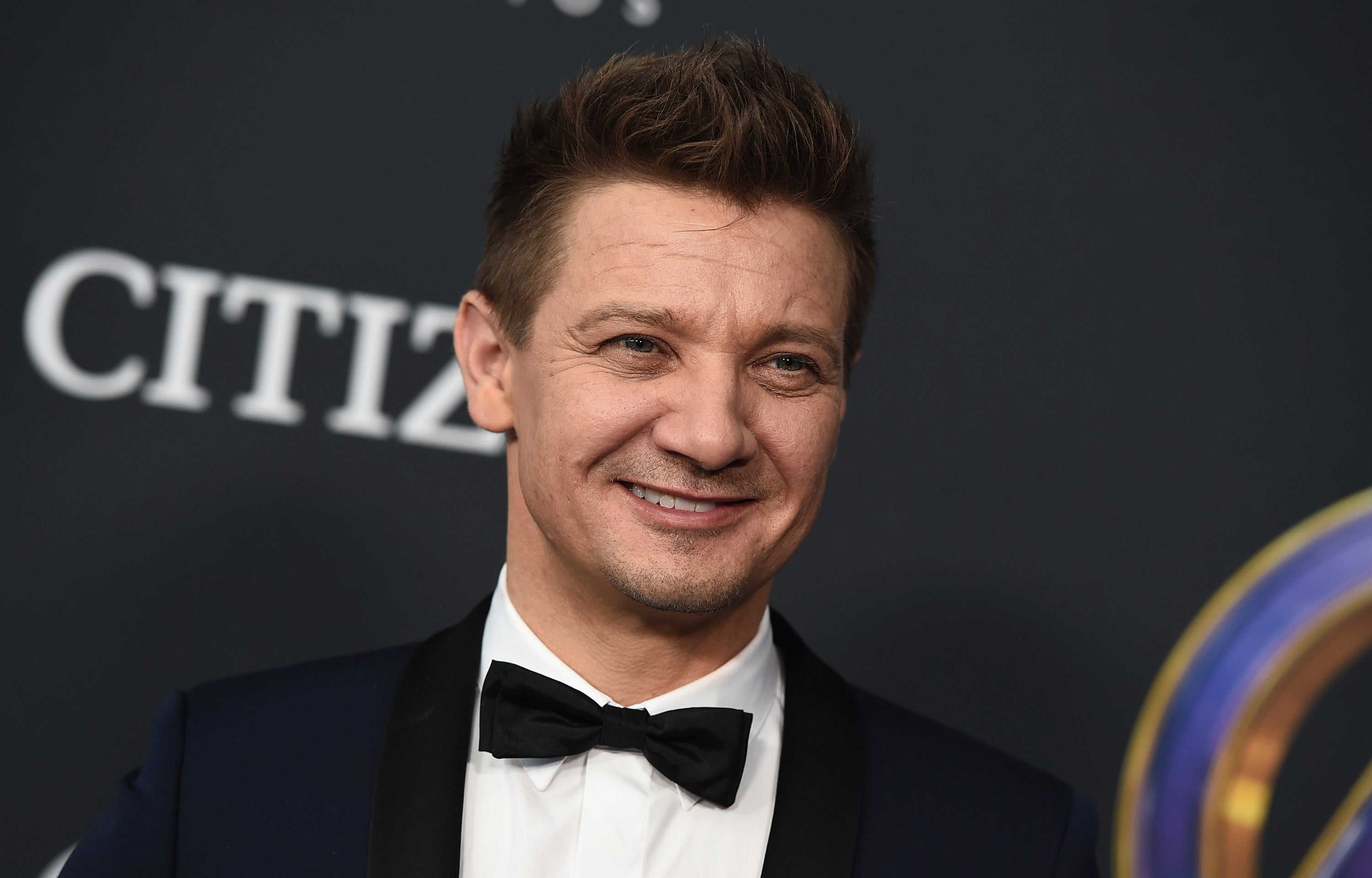 People Jeremy Renner