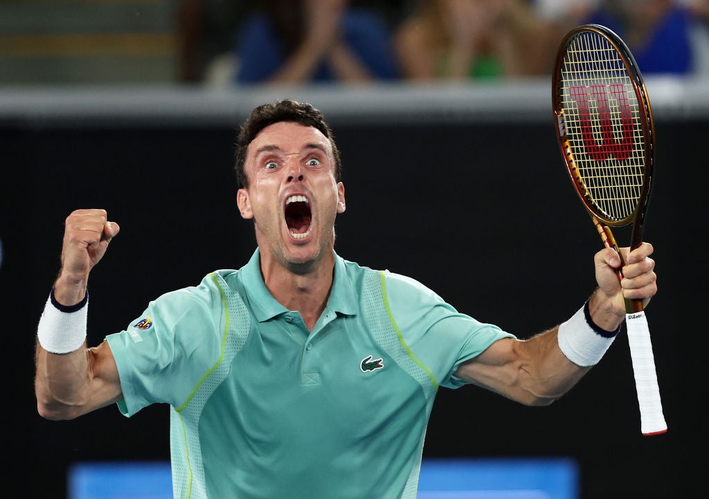 Bautista Agut played against the crowd