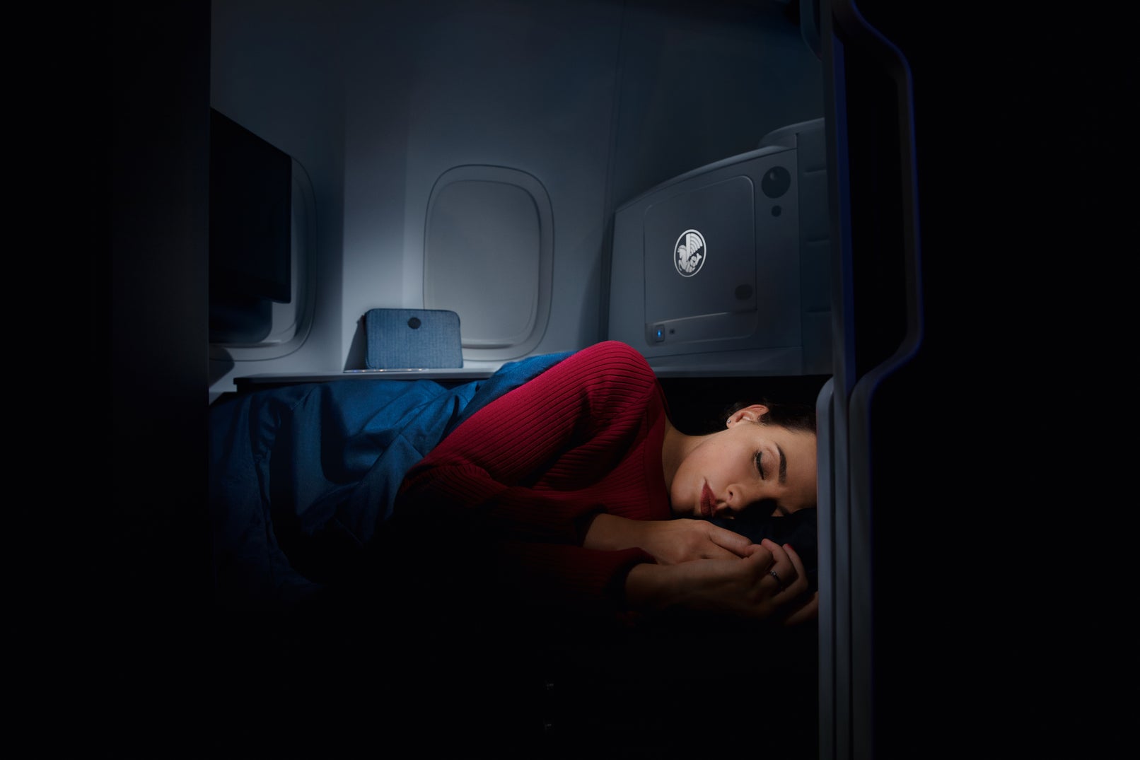 Air France’s business class suite includes lie-flat beds