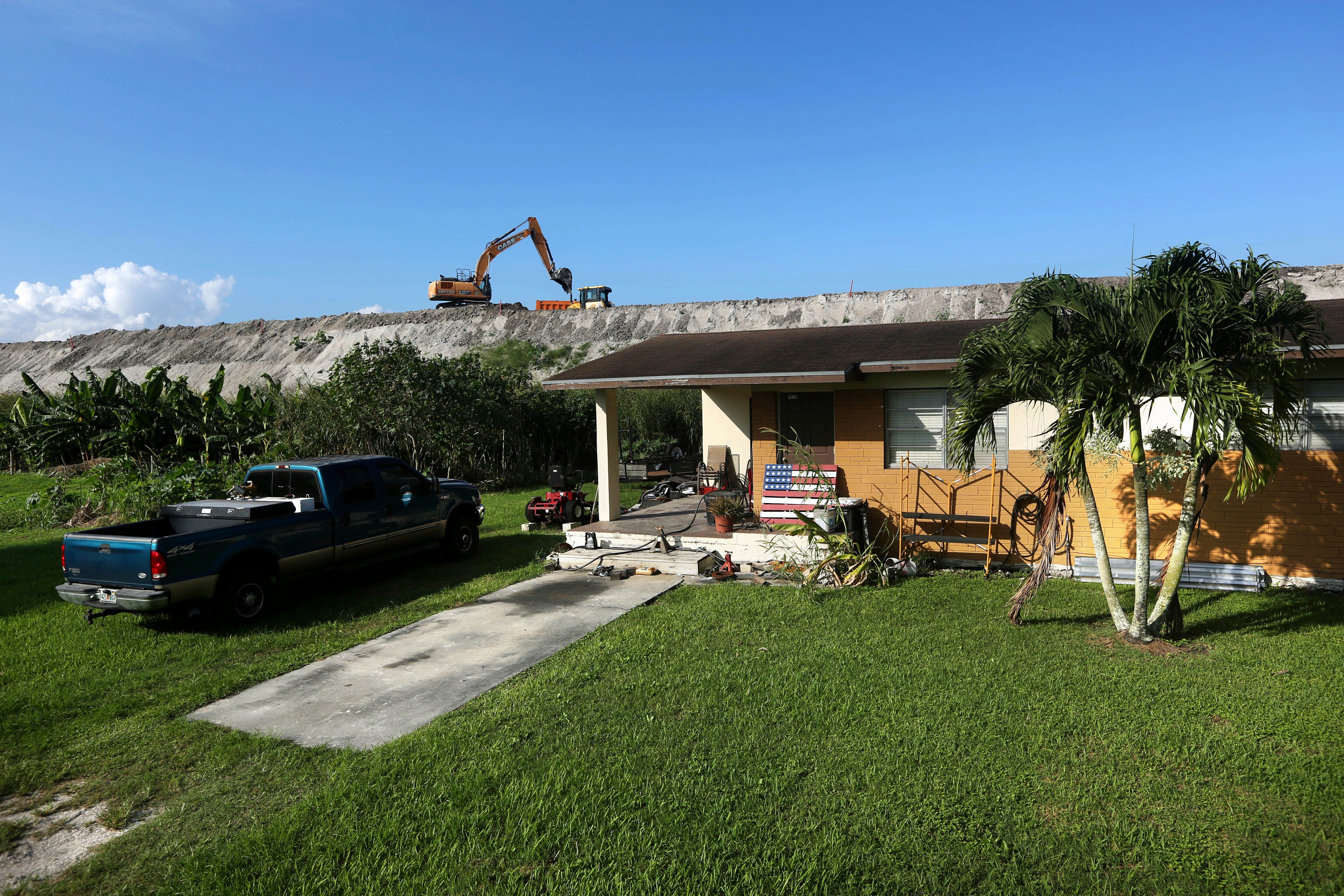 Lake Okeechobee Dike