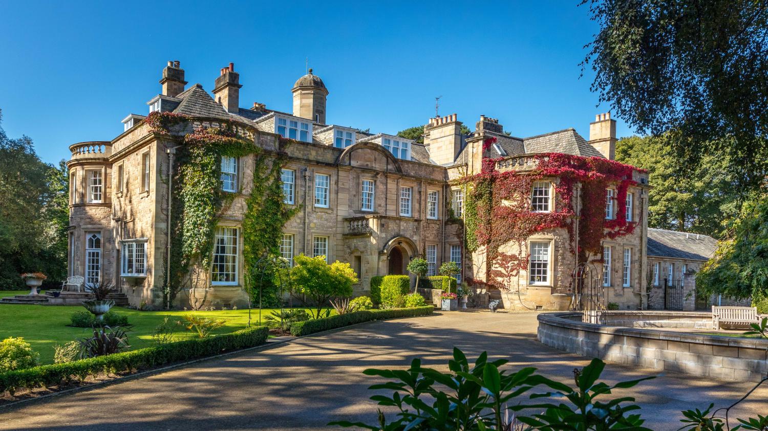 A B-listed building, the couple’s home Frognal House in Troon, South Ayrshire was sold by Christine Weir for £2.3 million in 2019