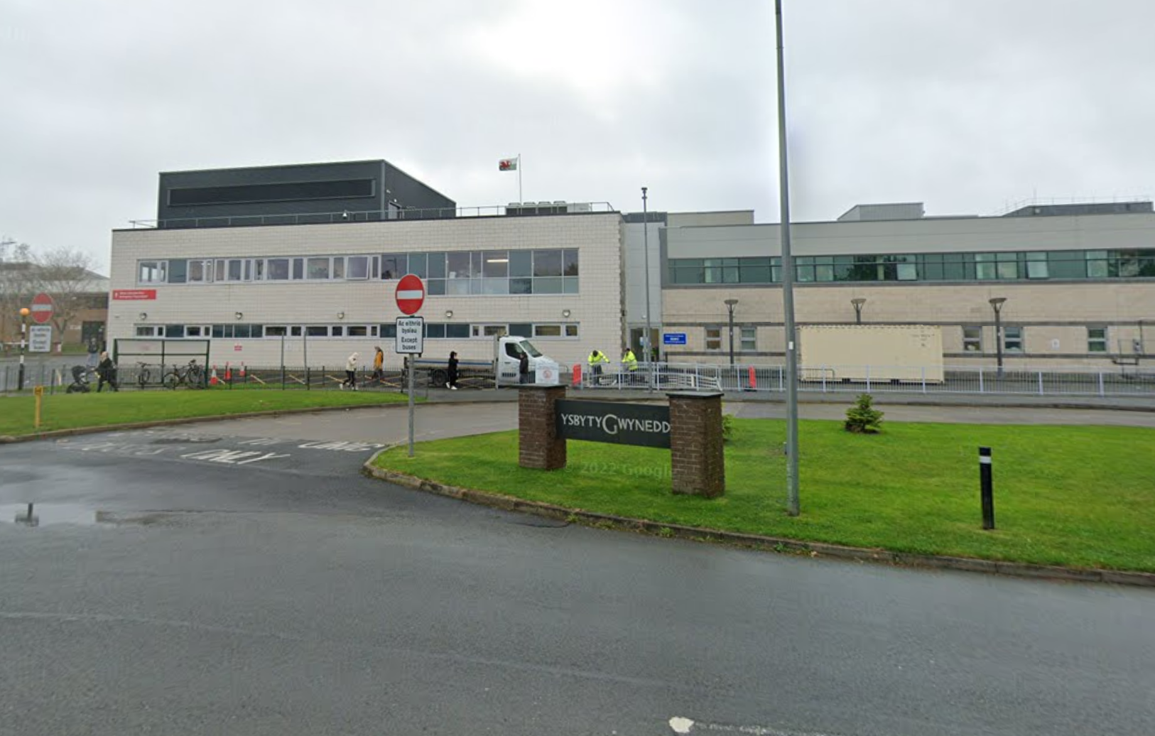 Mandy Williams was attending Ysbyty Gwynedd Hospital in Wales