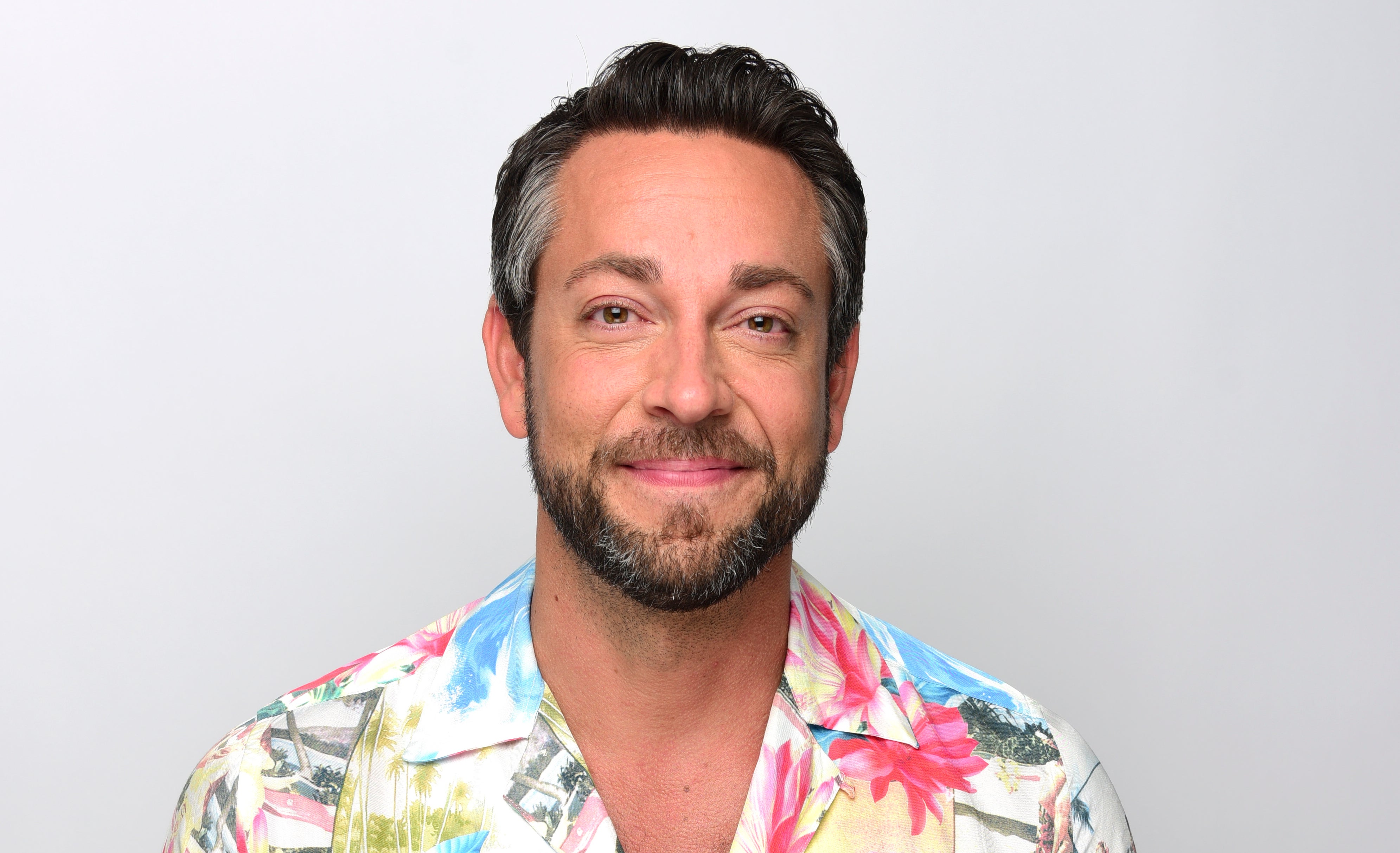 DC fans react after Zachary Levi shares controversial Pfizer post