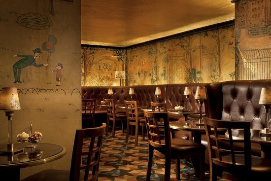 Bemelmans Bar at the Carlyle Hotel, New York