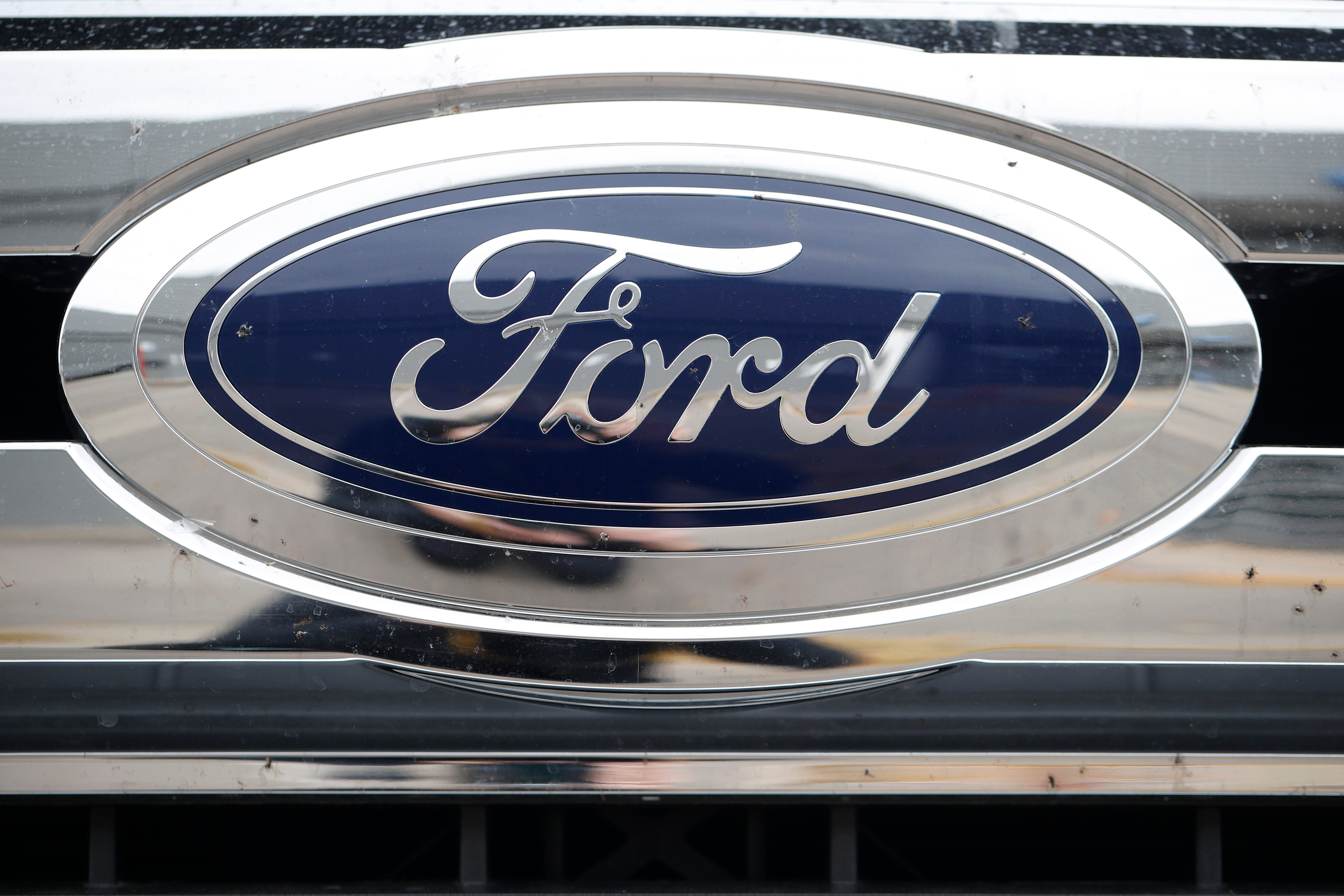 Biz Earns Ford