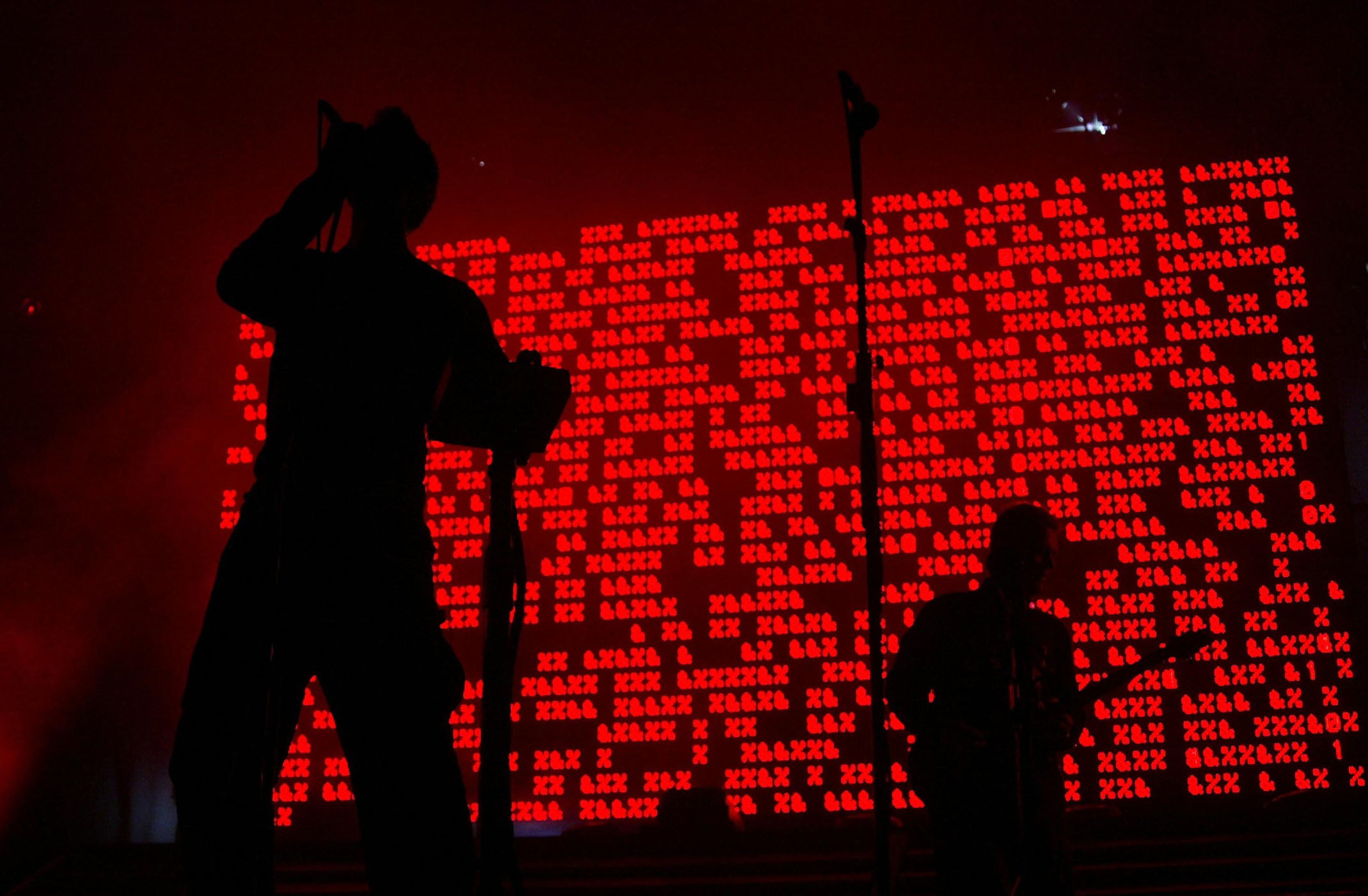 Not about individuals: Massive Attack during a live show