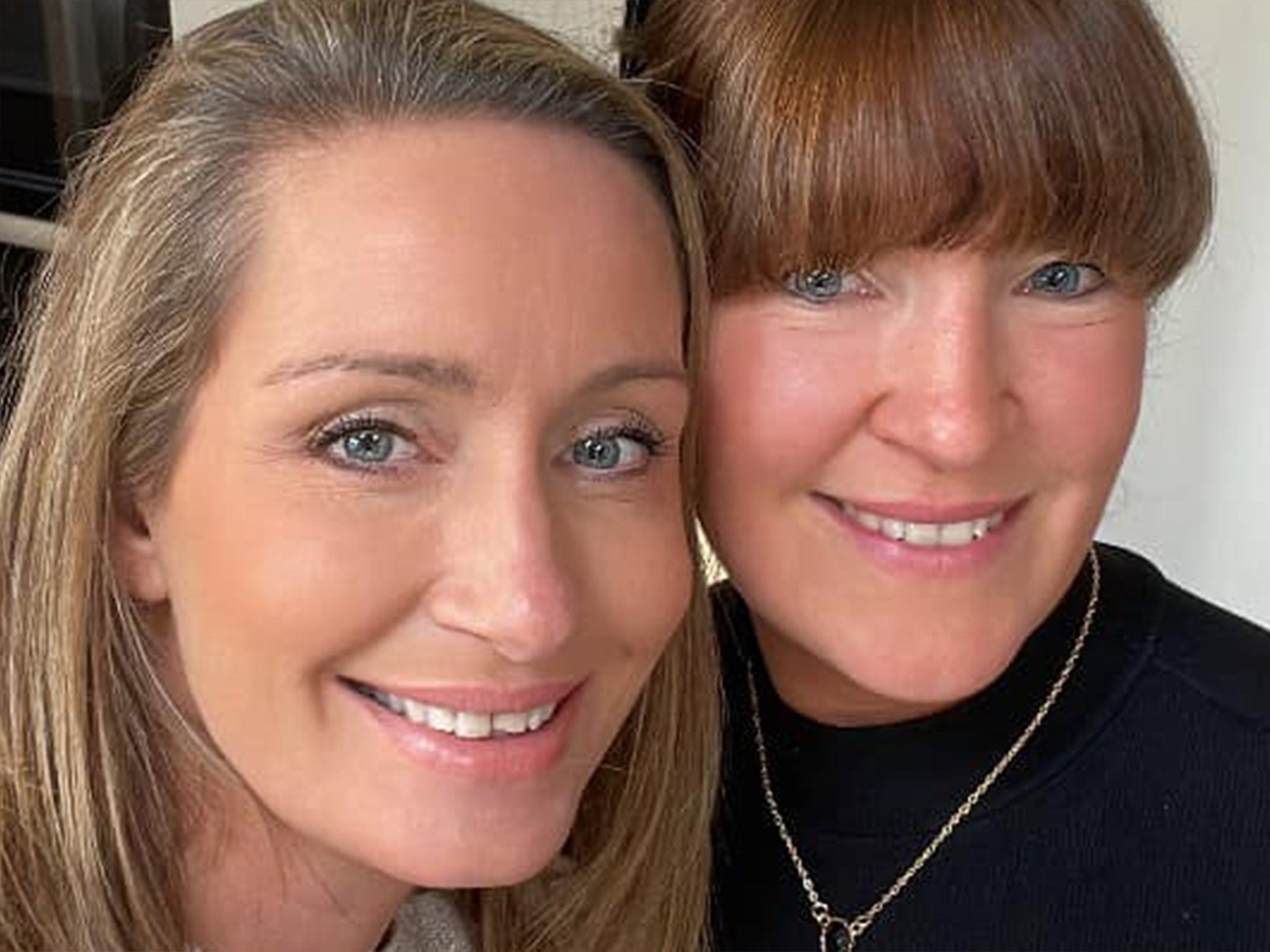 Nicola Bulley, left, and her sister Louise Cunningham