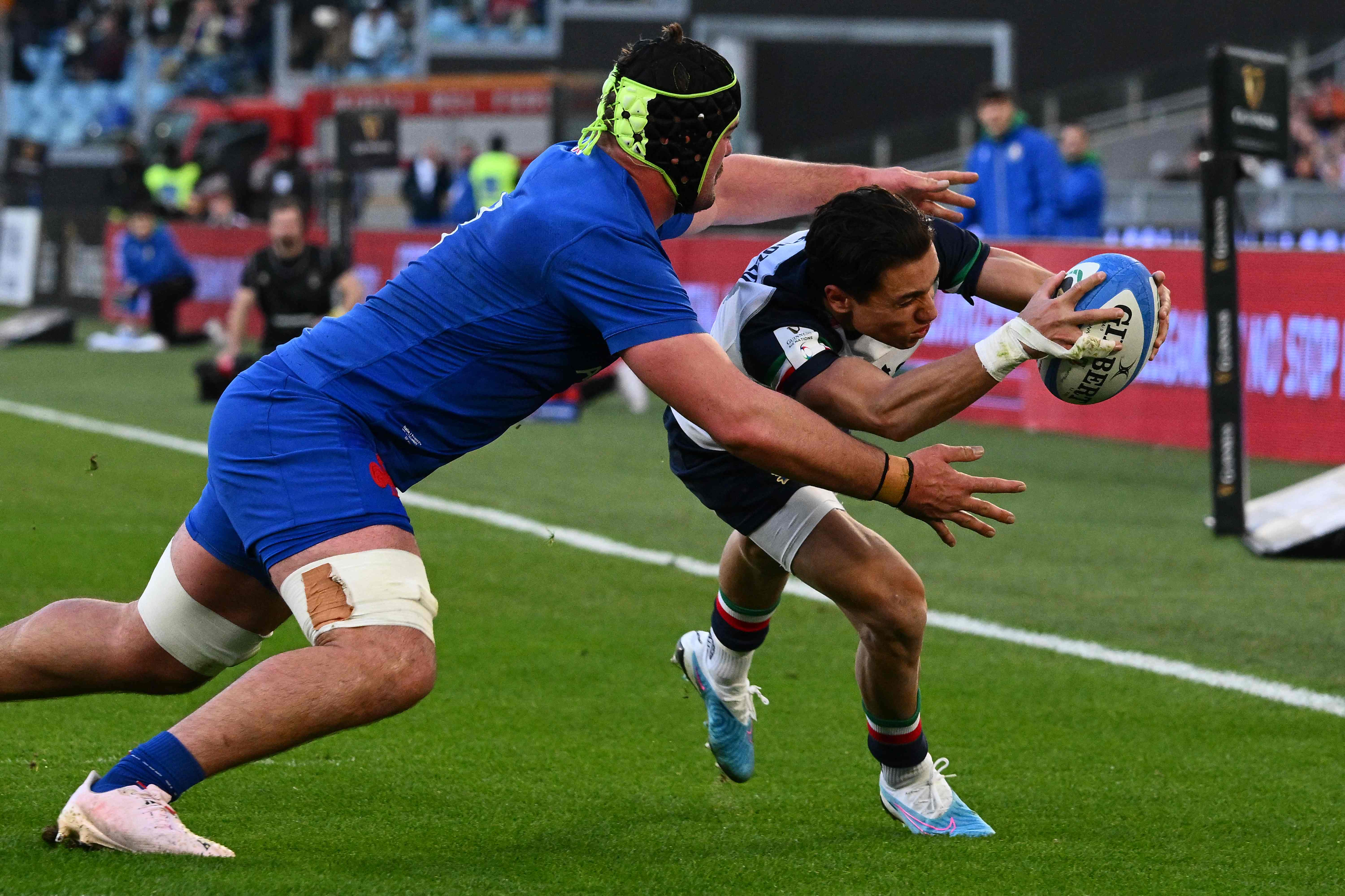 Ange Capuozzo spectacularly scored in the corner for Italy as the Azzurri fought hard