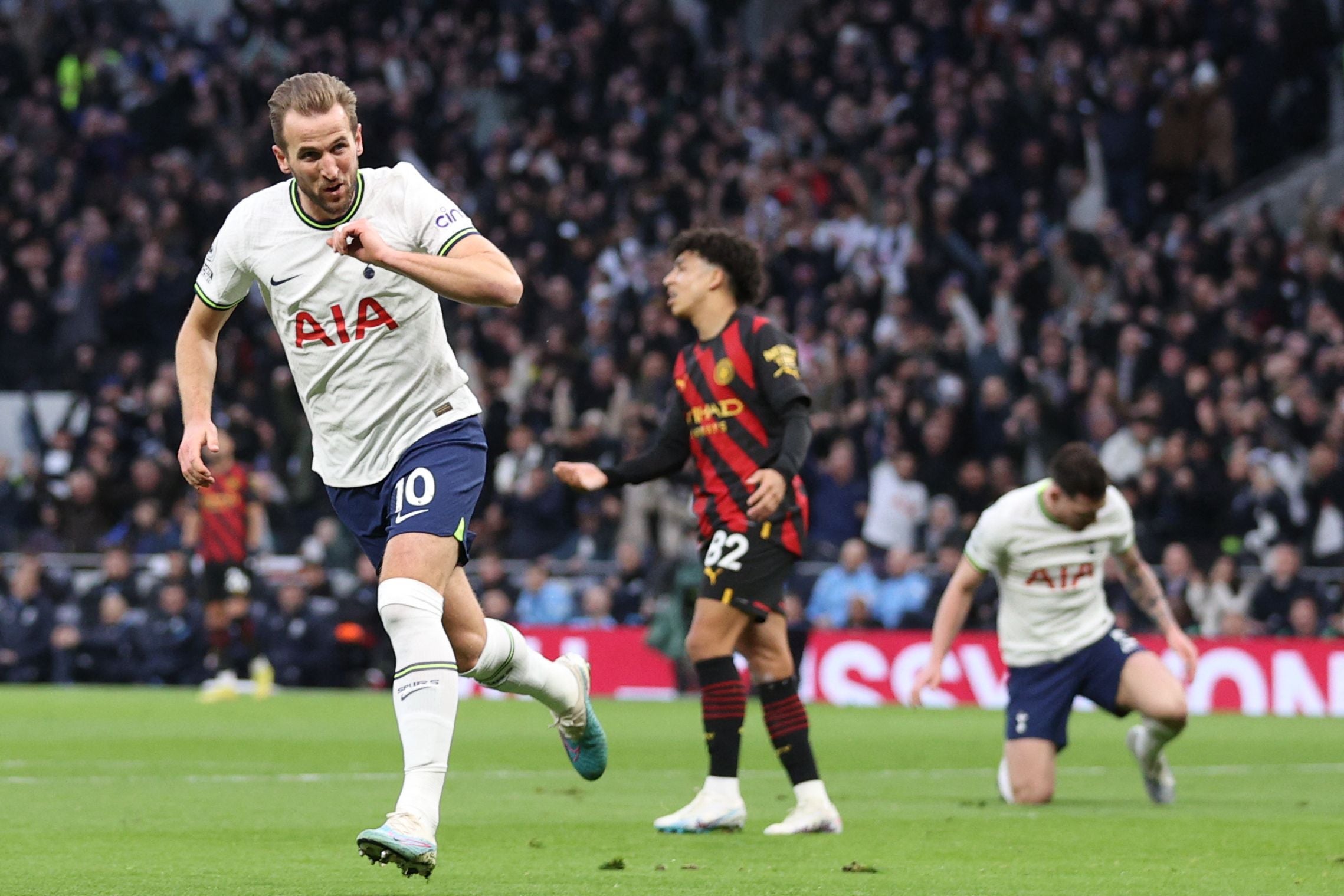 Kane seized his moment to break Jimmy Greaves’ Spurs goalscoring record