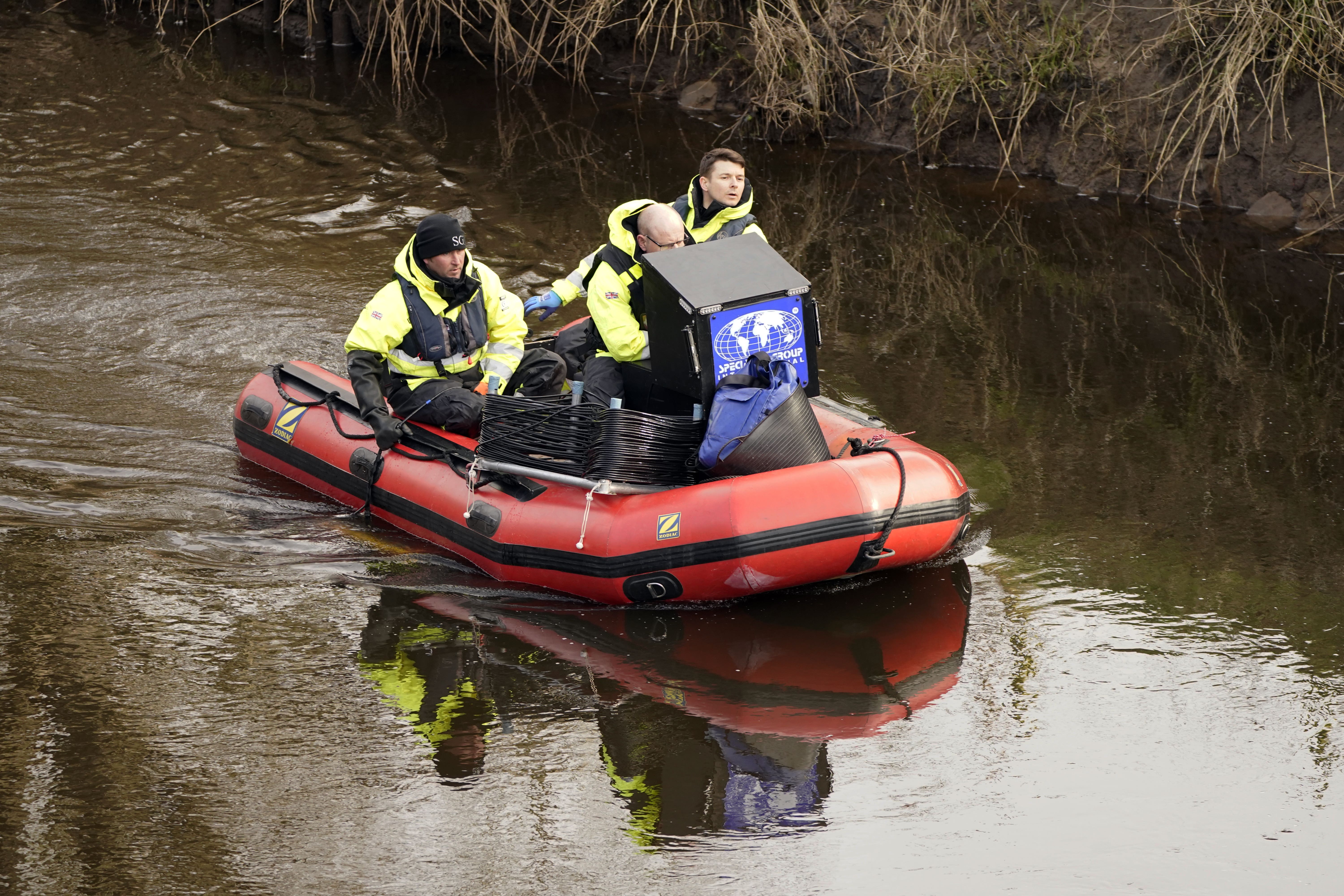 Mr Faulding and workers from Specialist Group International use a 18kHz side-scan sonar on the river in St Michael’s on Wyre