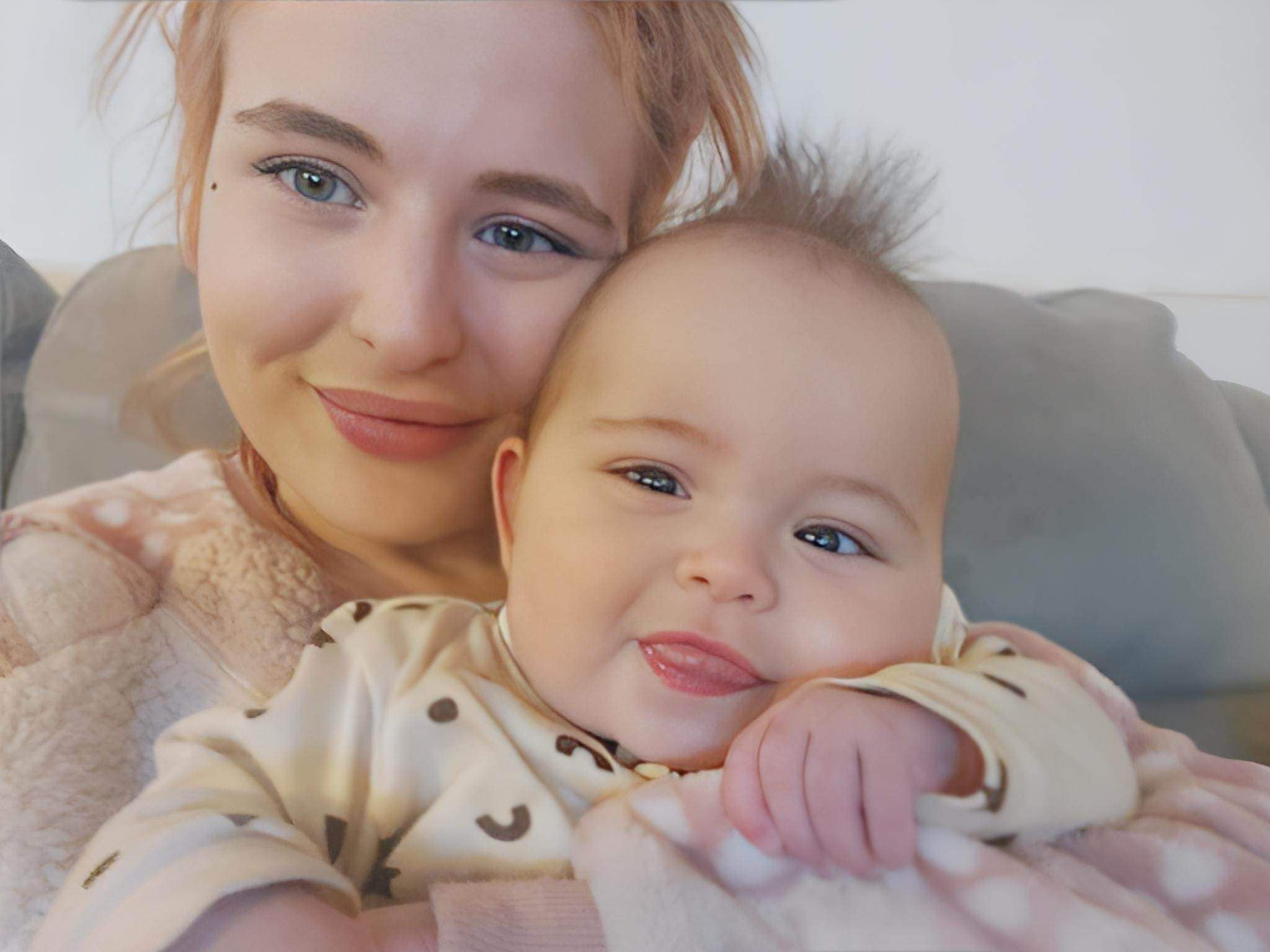 Siobhan Sharrock with her daughter Aaliyah Evans.