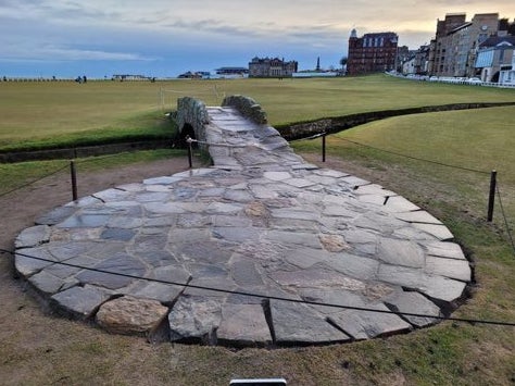 The stonework on the approach to the Swilcan Bridge