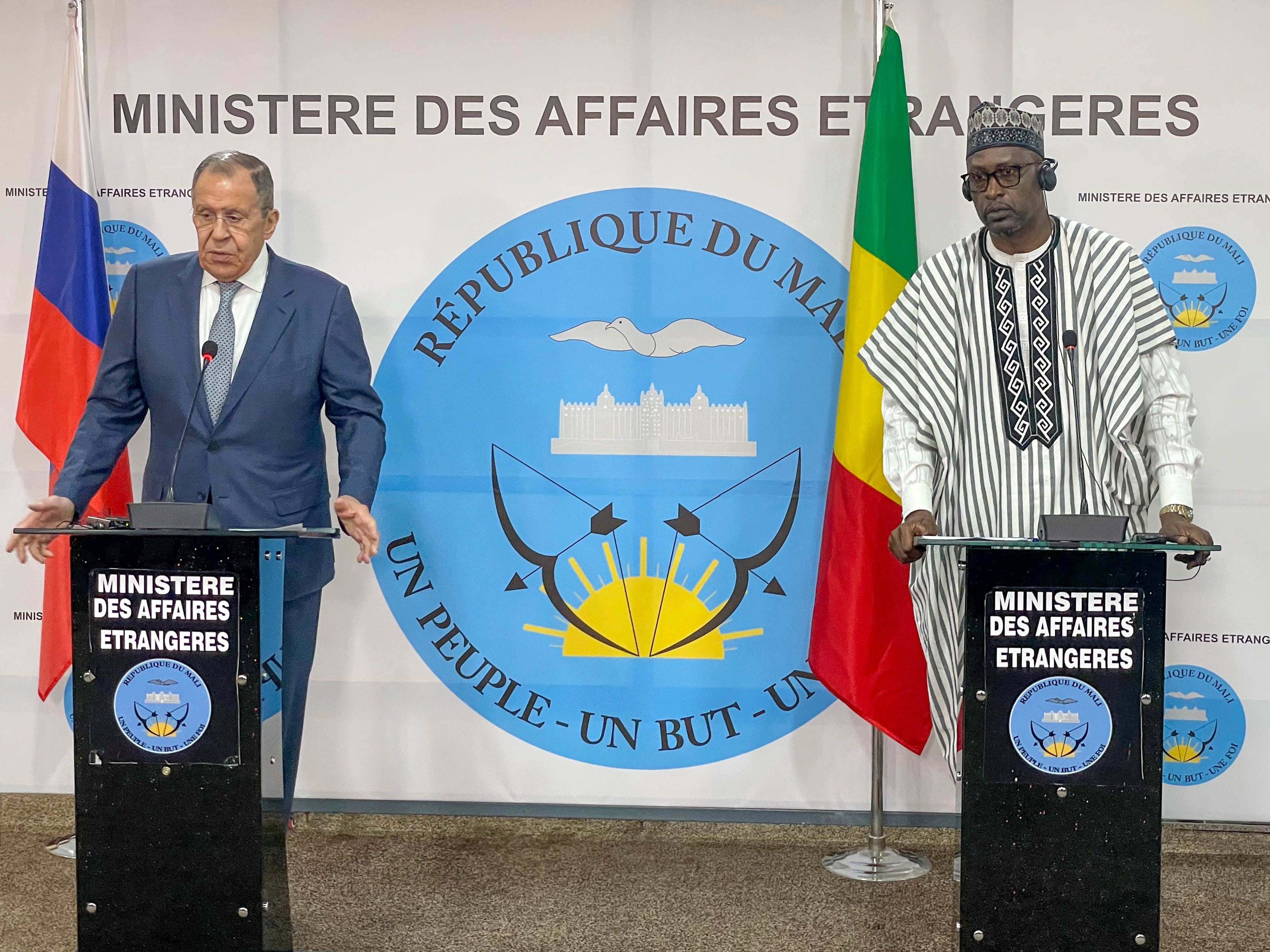 Russian Foreign Minister Sergey Lavrov, left, and Mali's foreign minister Abdoulaye Diop and address a press conference in Bamako, Mali, Tuesday Feb. 7, 2023