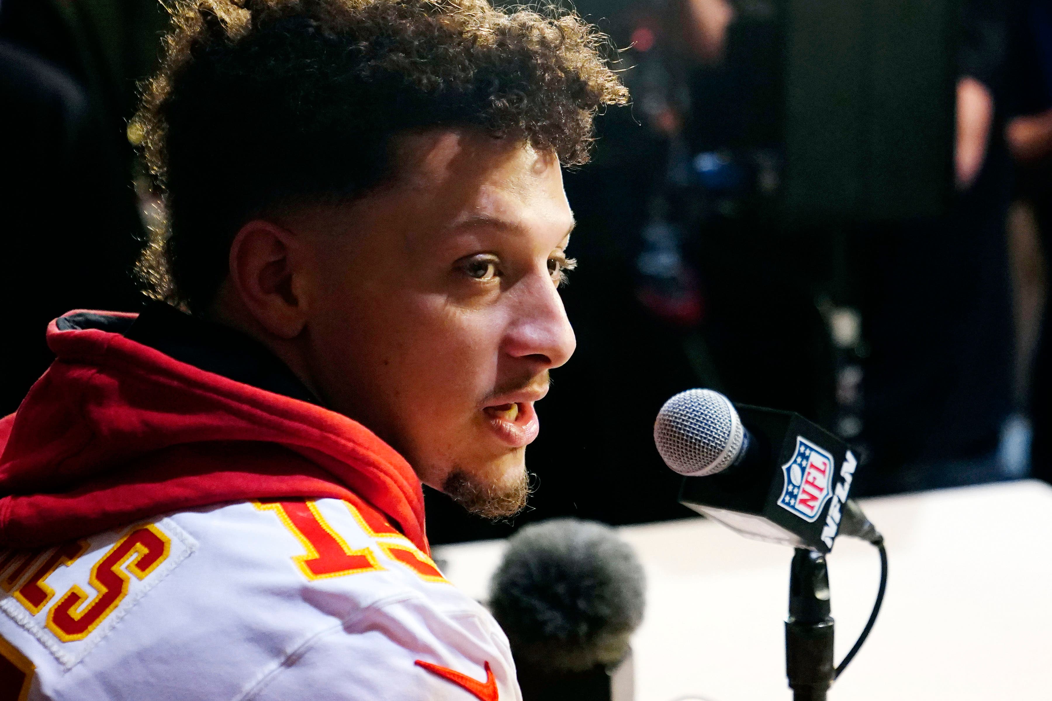 Patrick Mahomes will play despite an ankle sprain (Ross D. Franklin/AP)