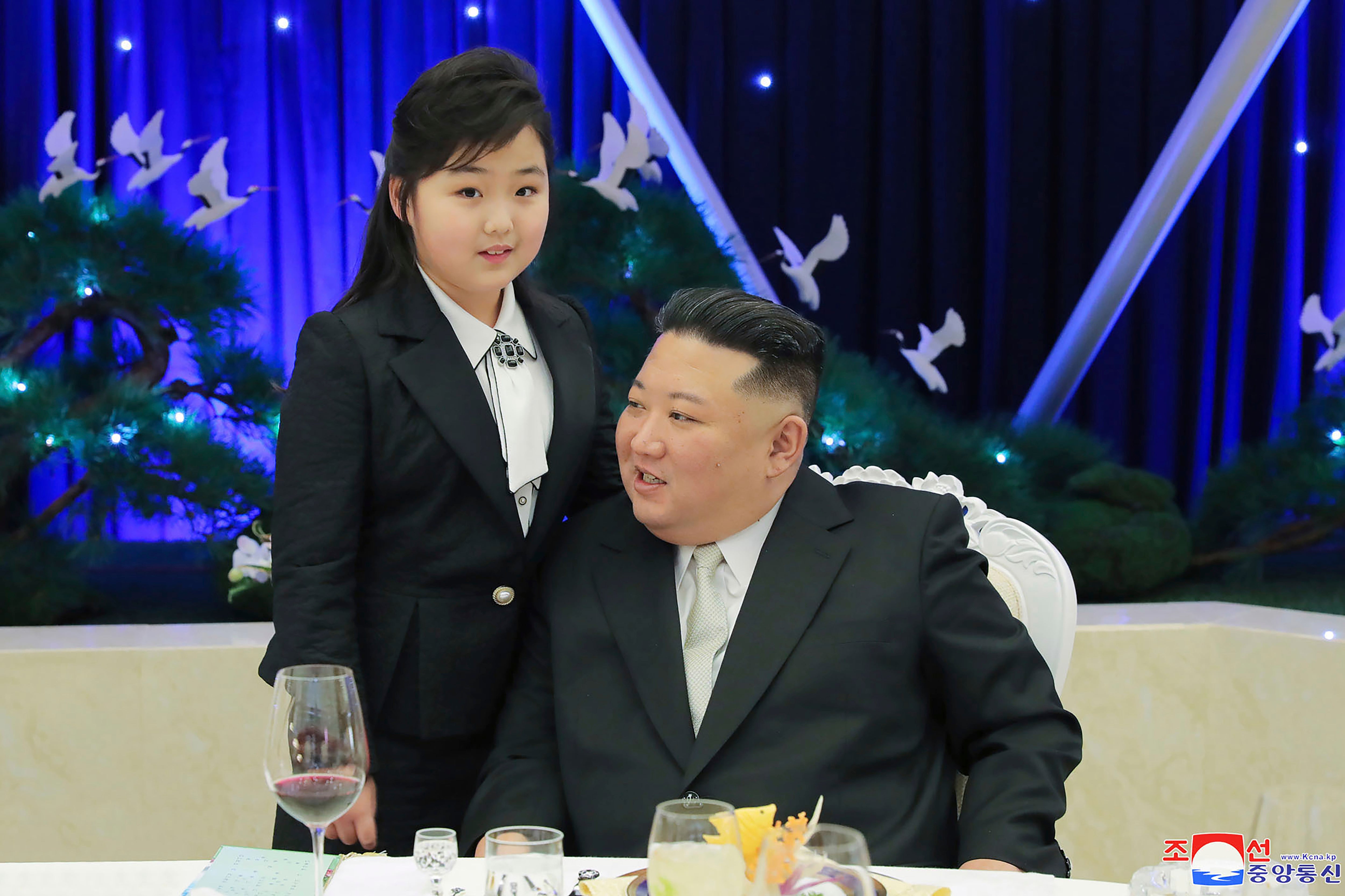 North Korean leader Kim encourages troops with daughter