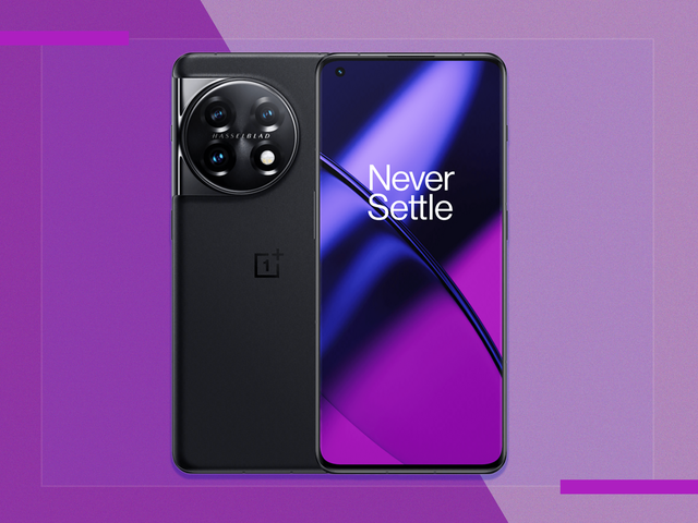 <p>It comes in either eternal green or titan black variants  </p>