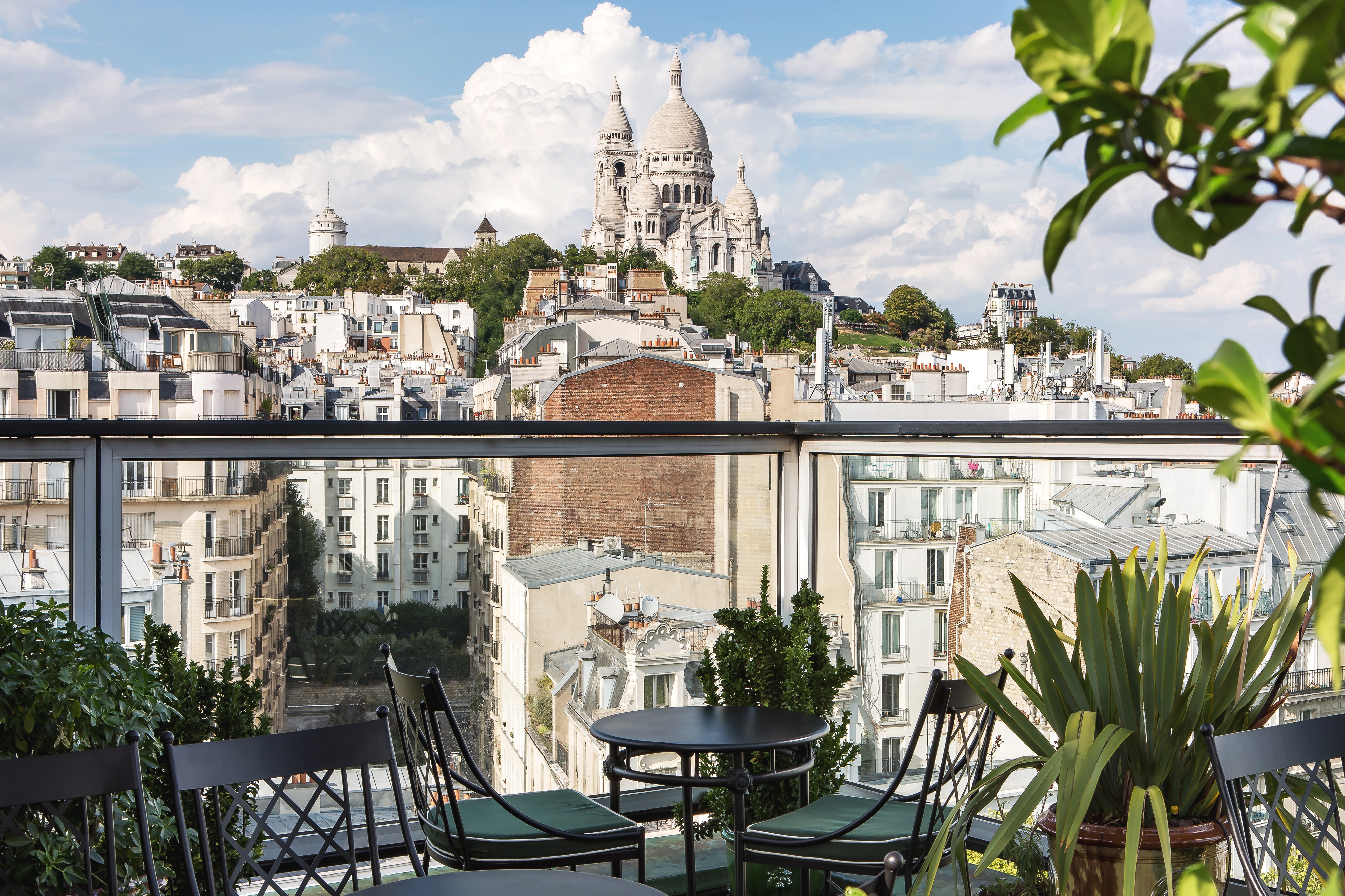 Views of the Sacré-Coeur basilica are just one romantic aspect of Rochechouart