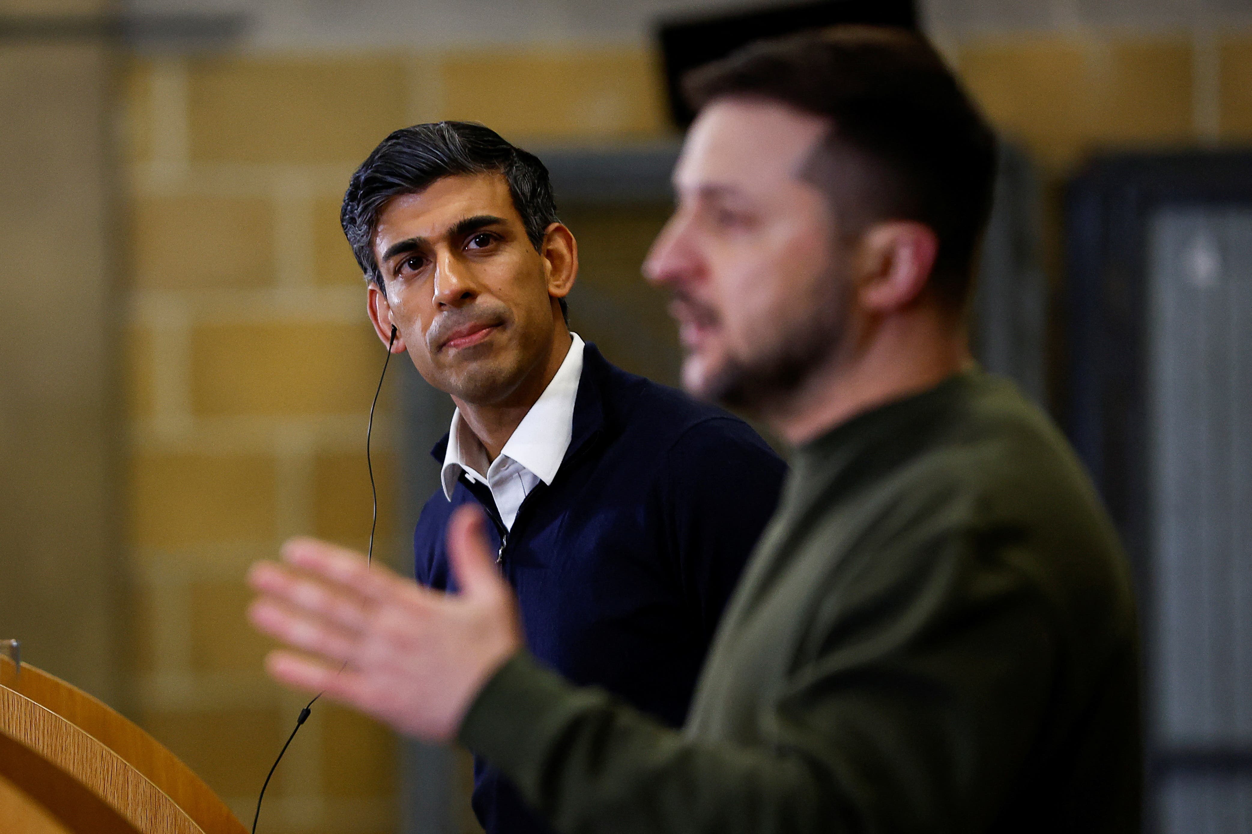 Prime Minister Rishi Sunak (left) and Ukrainian President Volodymyr Zelensky during a press conference at a military facility in Dorset (Peter Nicholls/PA)