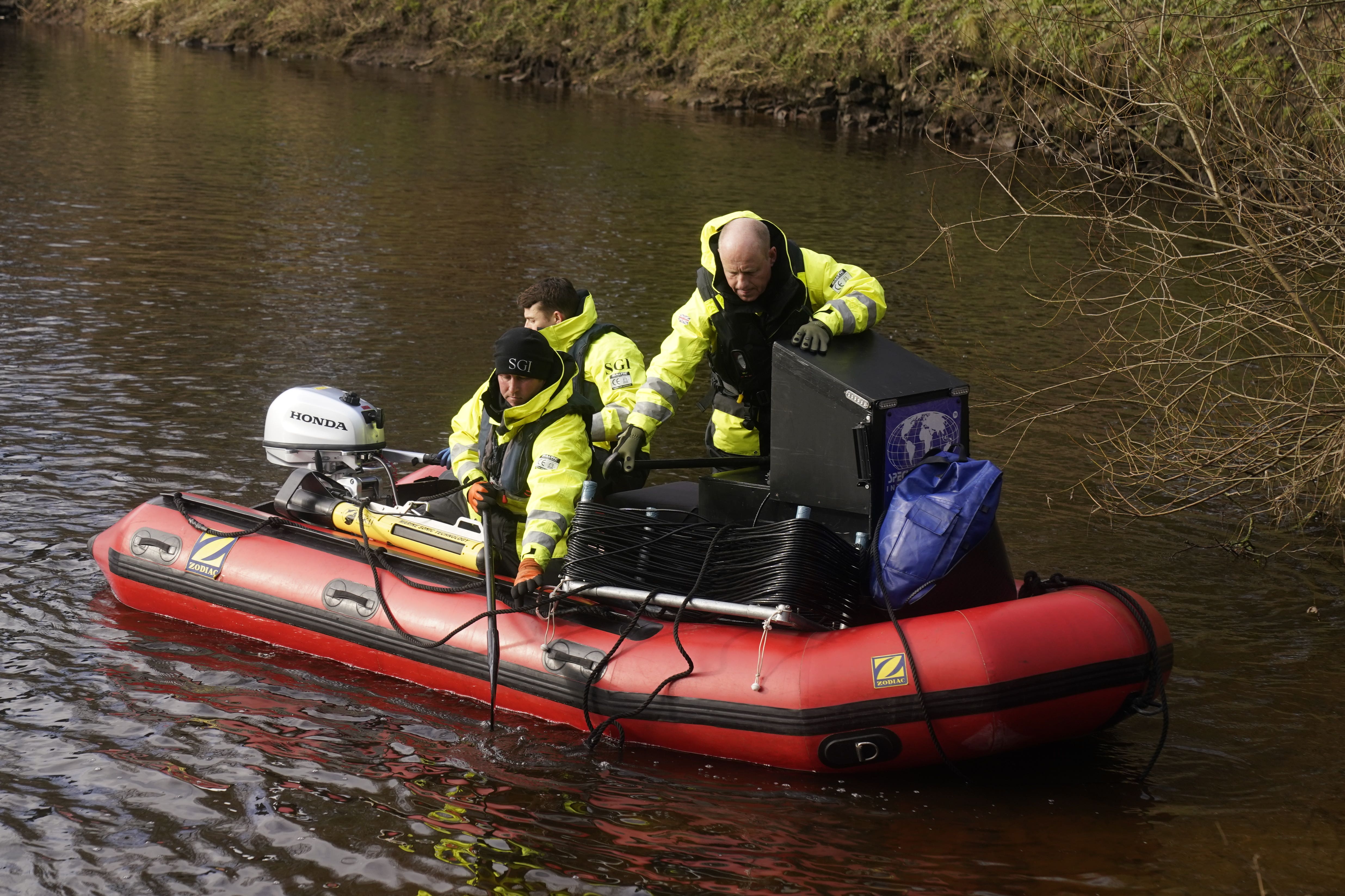 Underwater forensics expert Peter Faulding and his team search the river