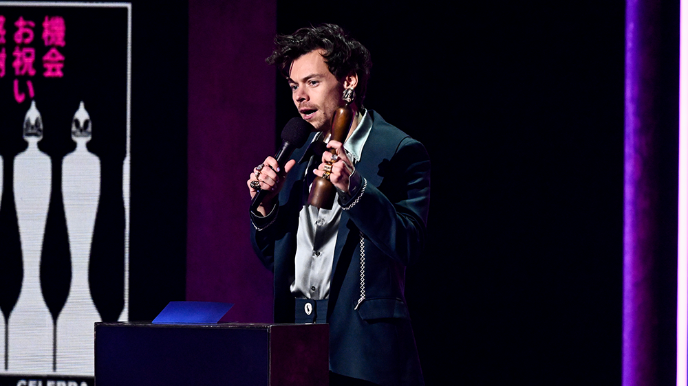 Harry Styles wins Artist of the Year at 2023 Brit Awards