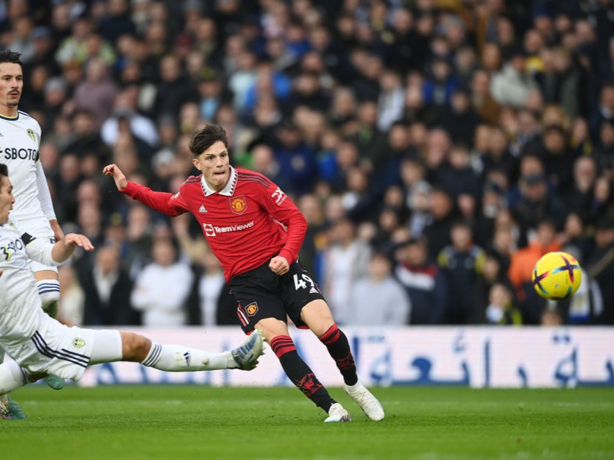 Garnacho kept cool to seal United’s win at Elland Road