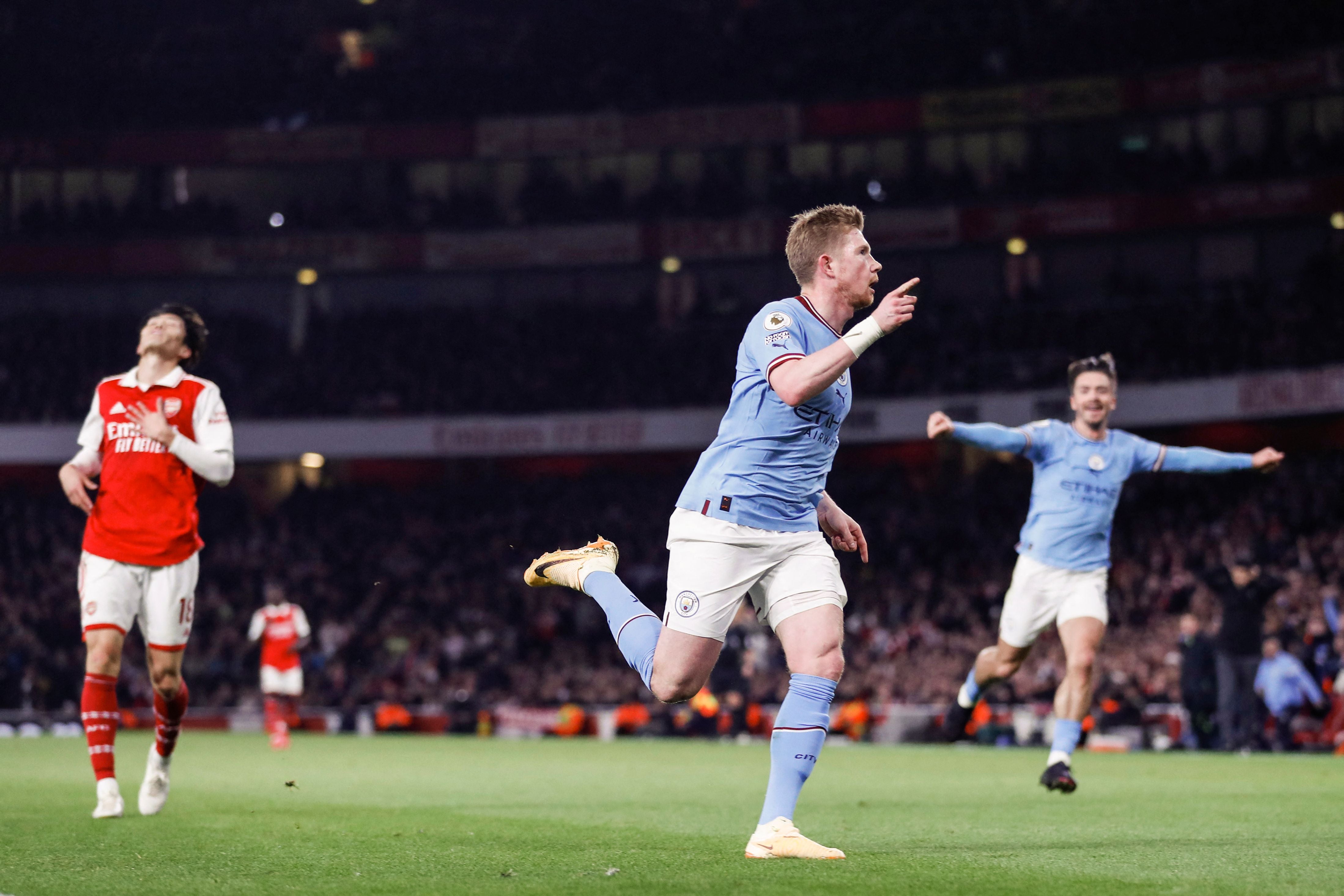 Kevin De Bruyne celebrates scoring