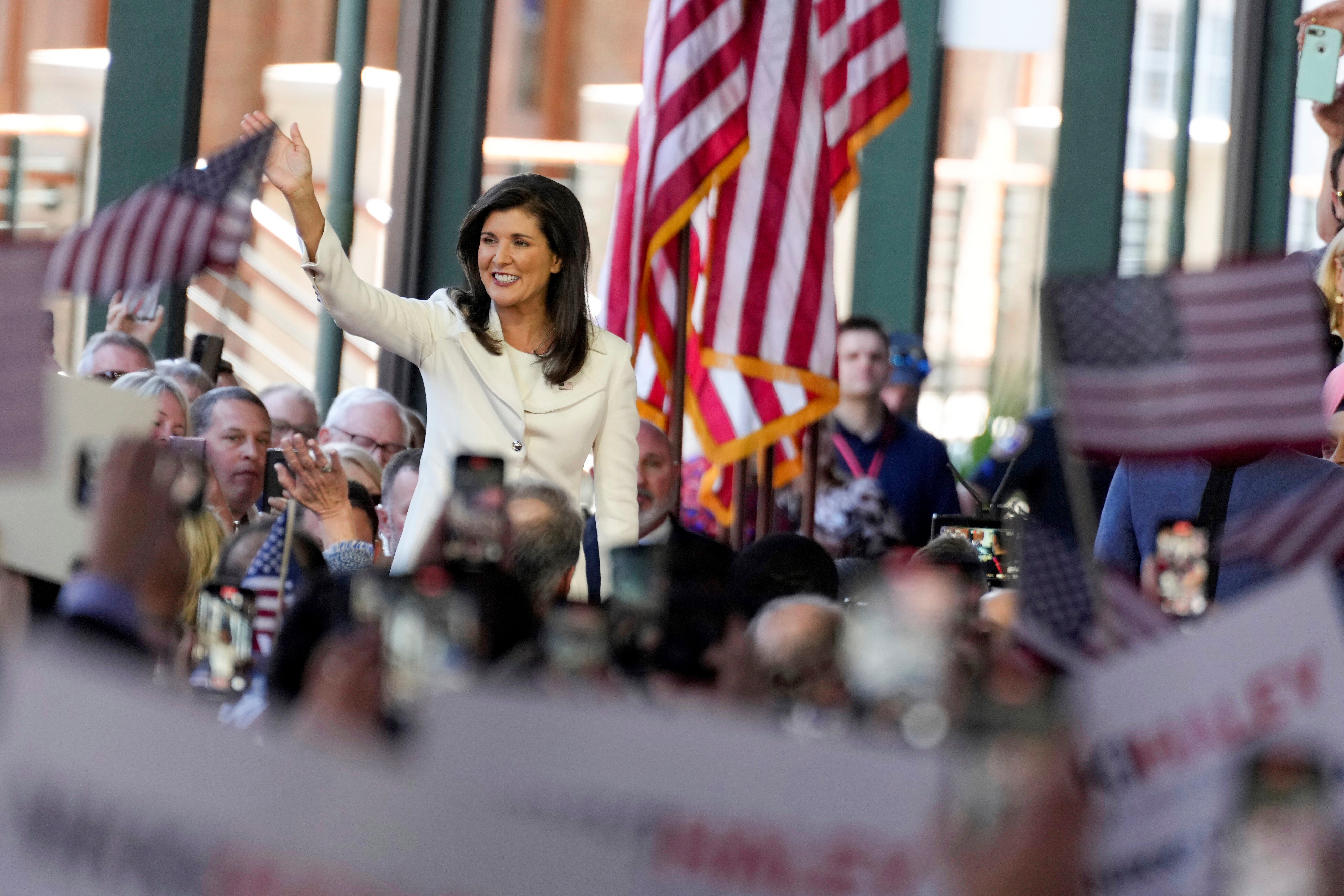 Haley's candidacy shows balancing act for women in politics