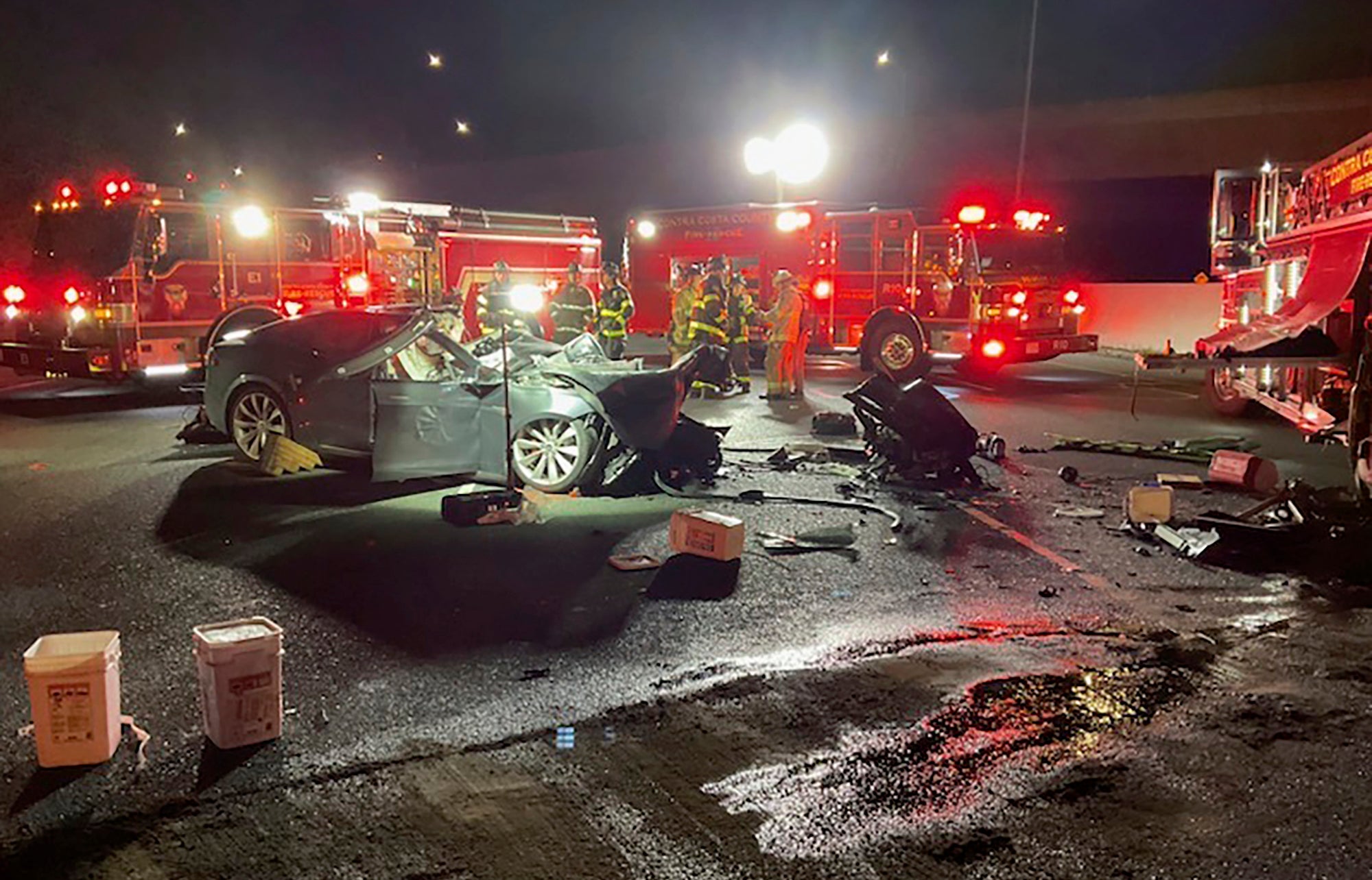 California Tesla Strikes Fire Truck