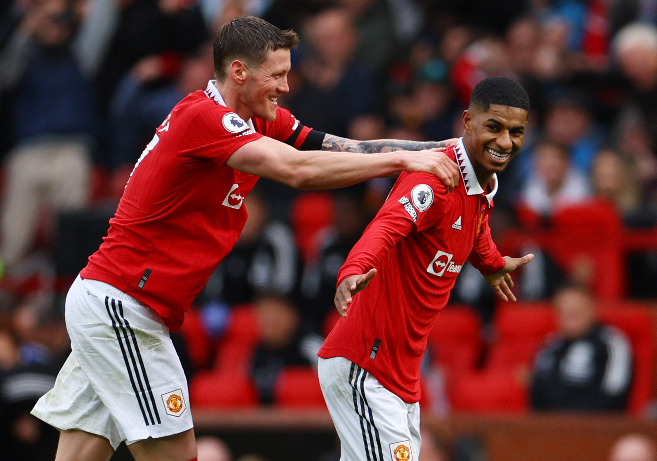 Weghorst and Rashford celebrate against Leicester